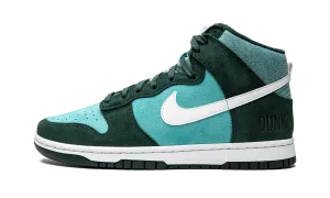 Dunk Hi Retro SE "Athletic Club - Pro Green" Refined Style All terrain