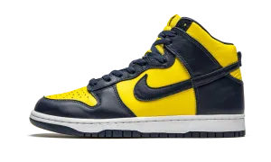 Dunk High SP "Michigan" Plush Ride Traction Control