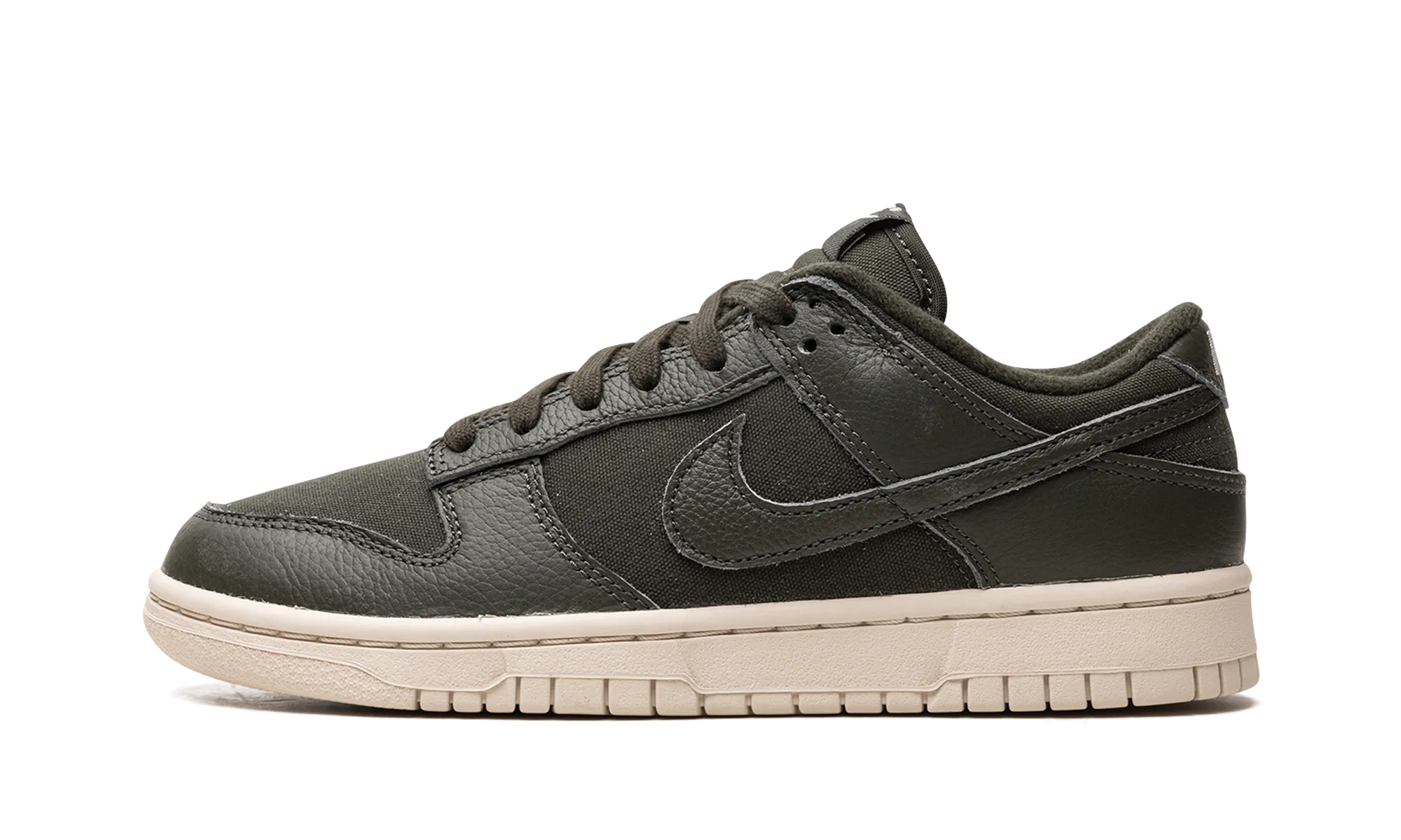 Dunk Low PRM "Sequoia" Skater Comfort