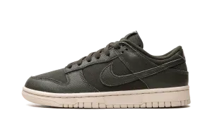 Dunk Low PRM "Sequoia" Skater Comfort