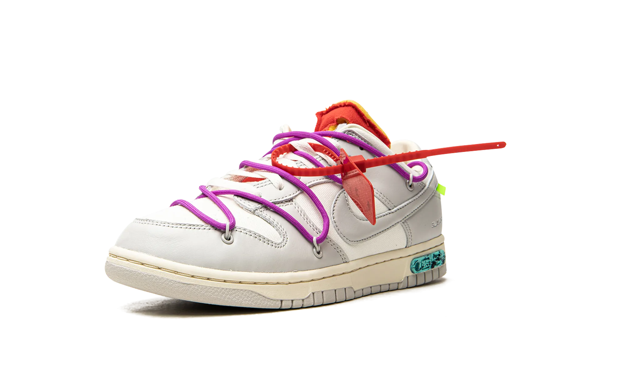 Bold Look Creative Edge Dunk Low "Off-White - Lot 45"