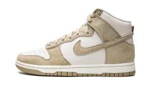 Dunk Hi Retro PRM "Tan Suede" Urban Movement