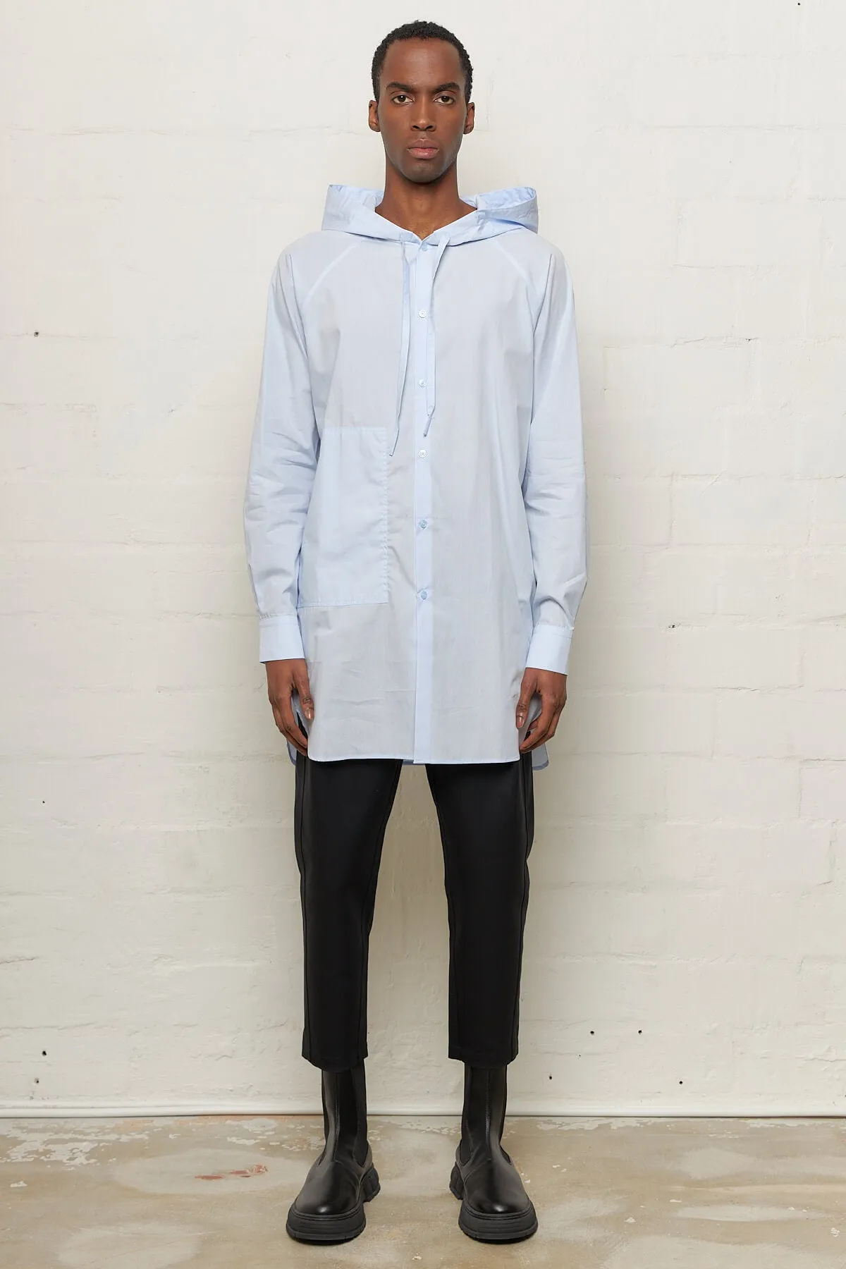 Smooth Texture Popeline Light Blue Hooded Shirt