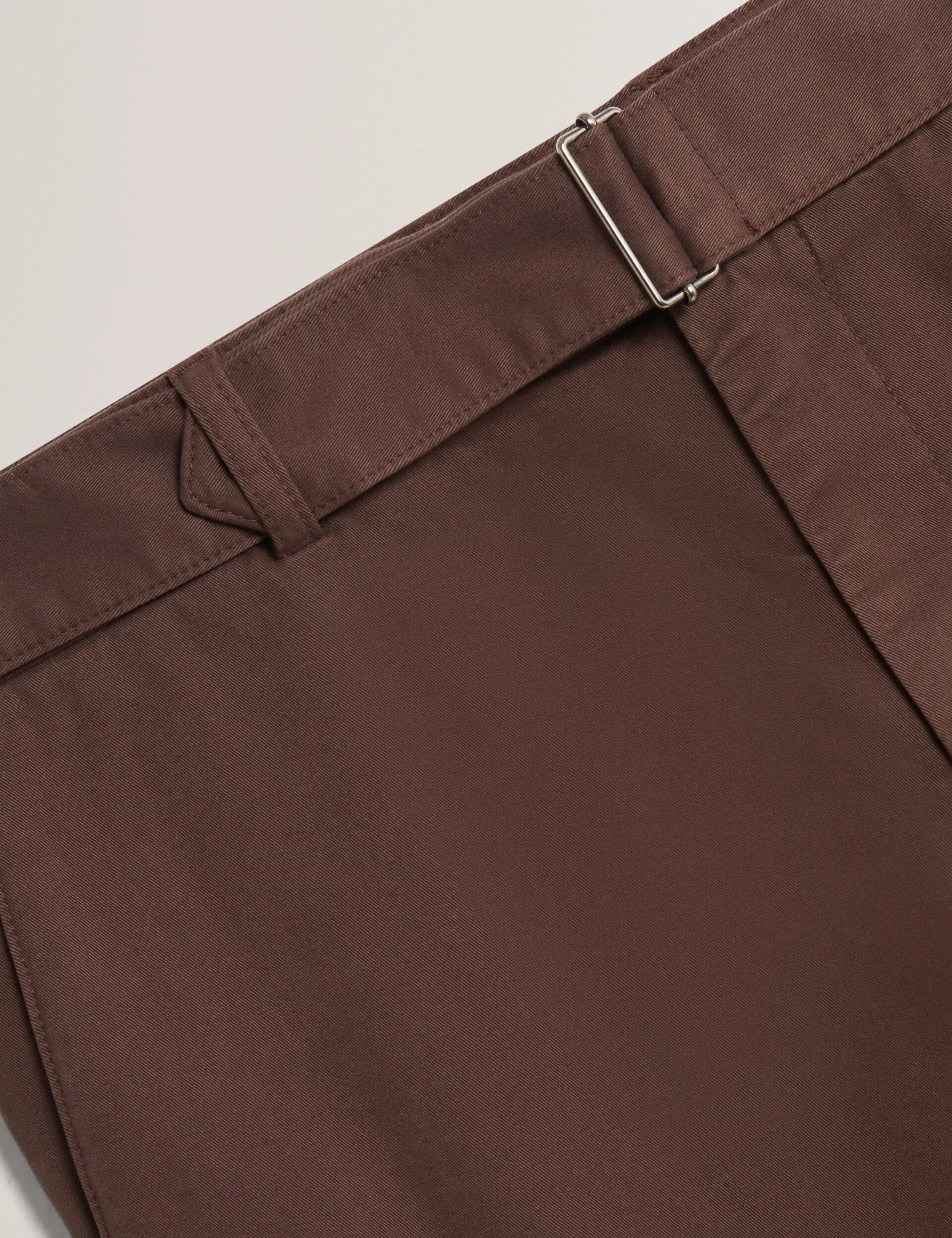 ARMODO | DK-BROWN Sport Ready Fit