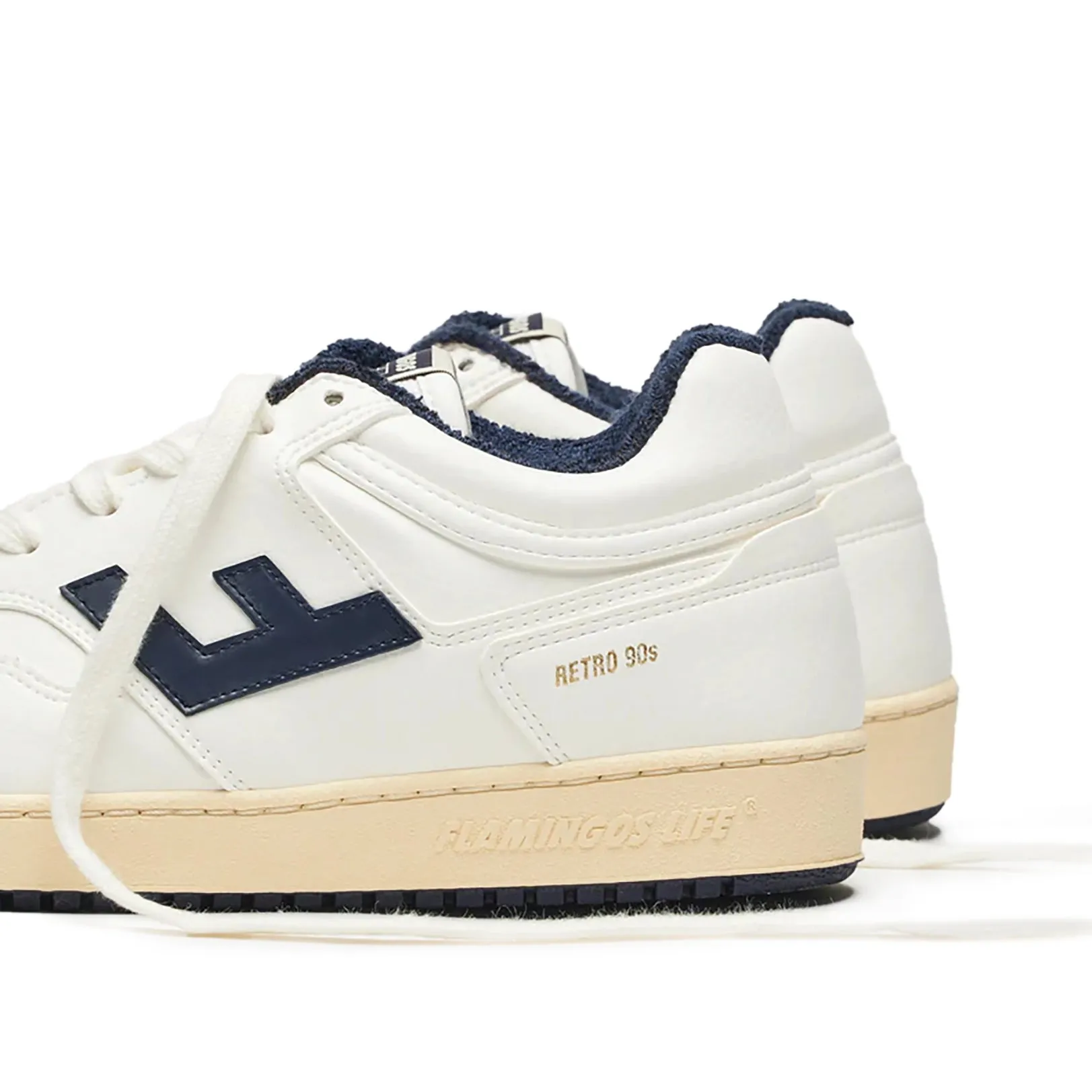 Low Impact Design Retro 90s - White Vanilla Navy