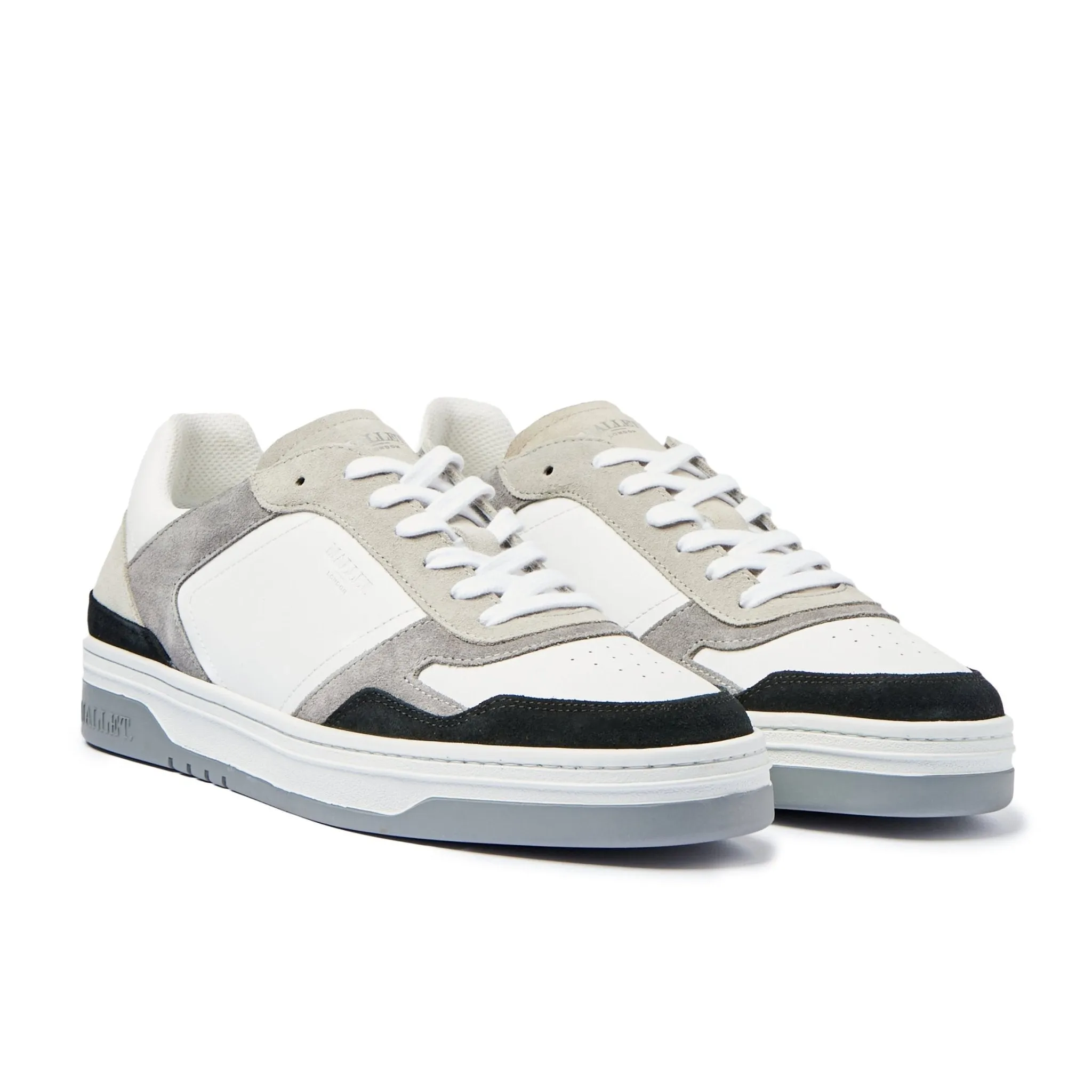 Barnsley White Grey Shock Absorption Technology Calm Step