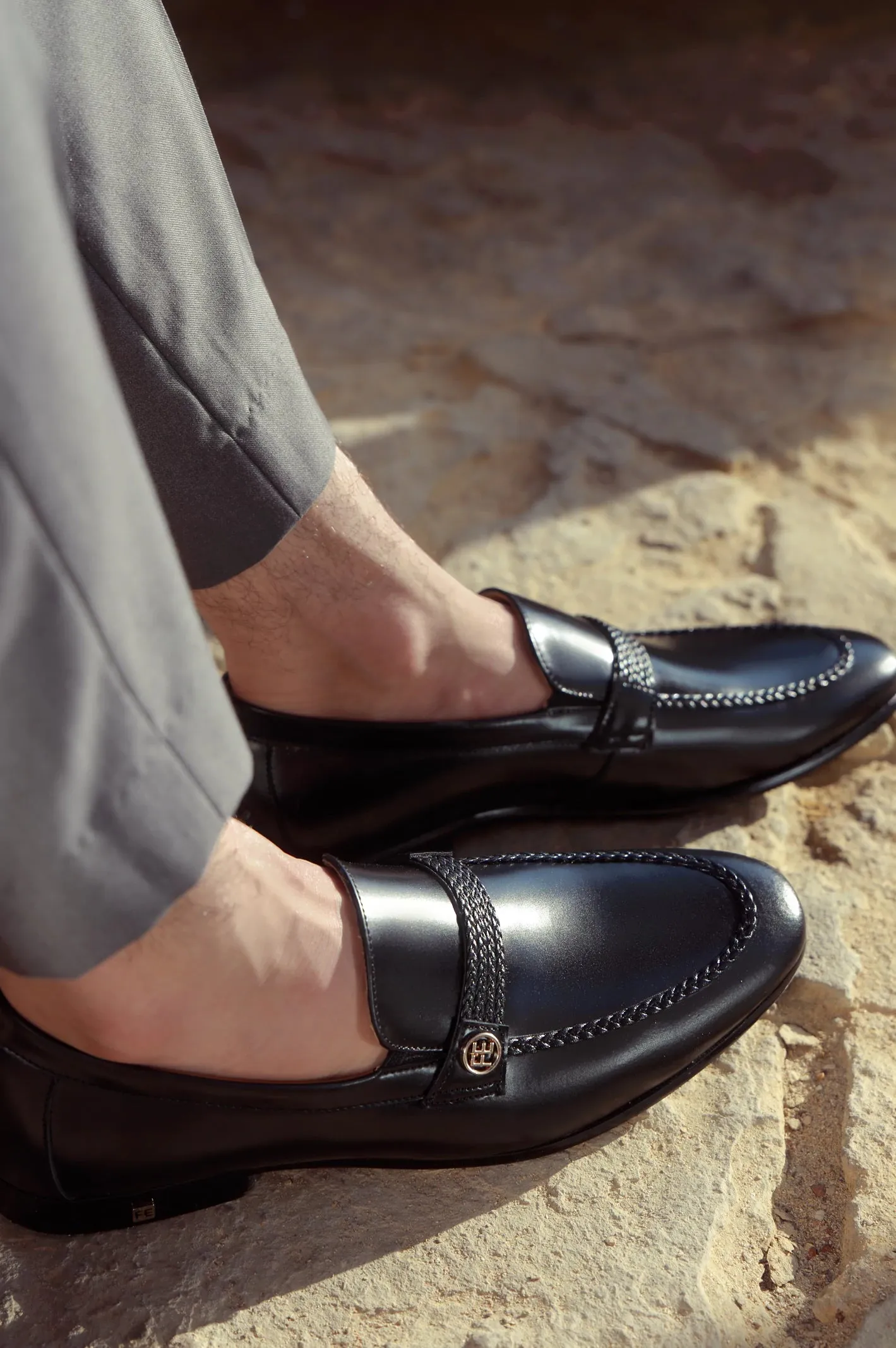 Flexible Shank Detail Work Black Formal Moccassins Shoes