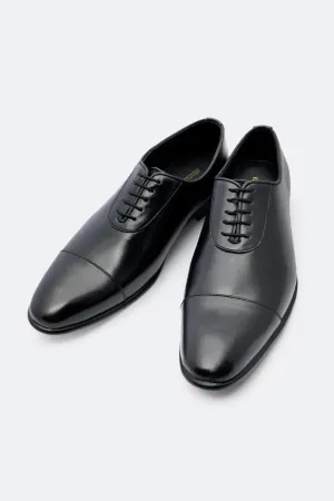 Clean Surface Black Formal Shoes