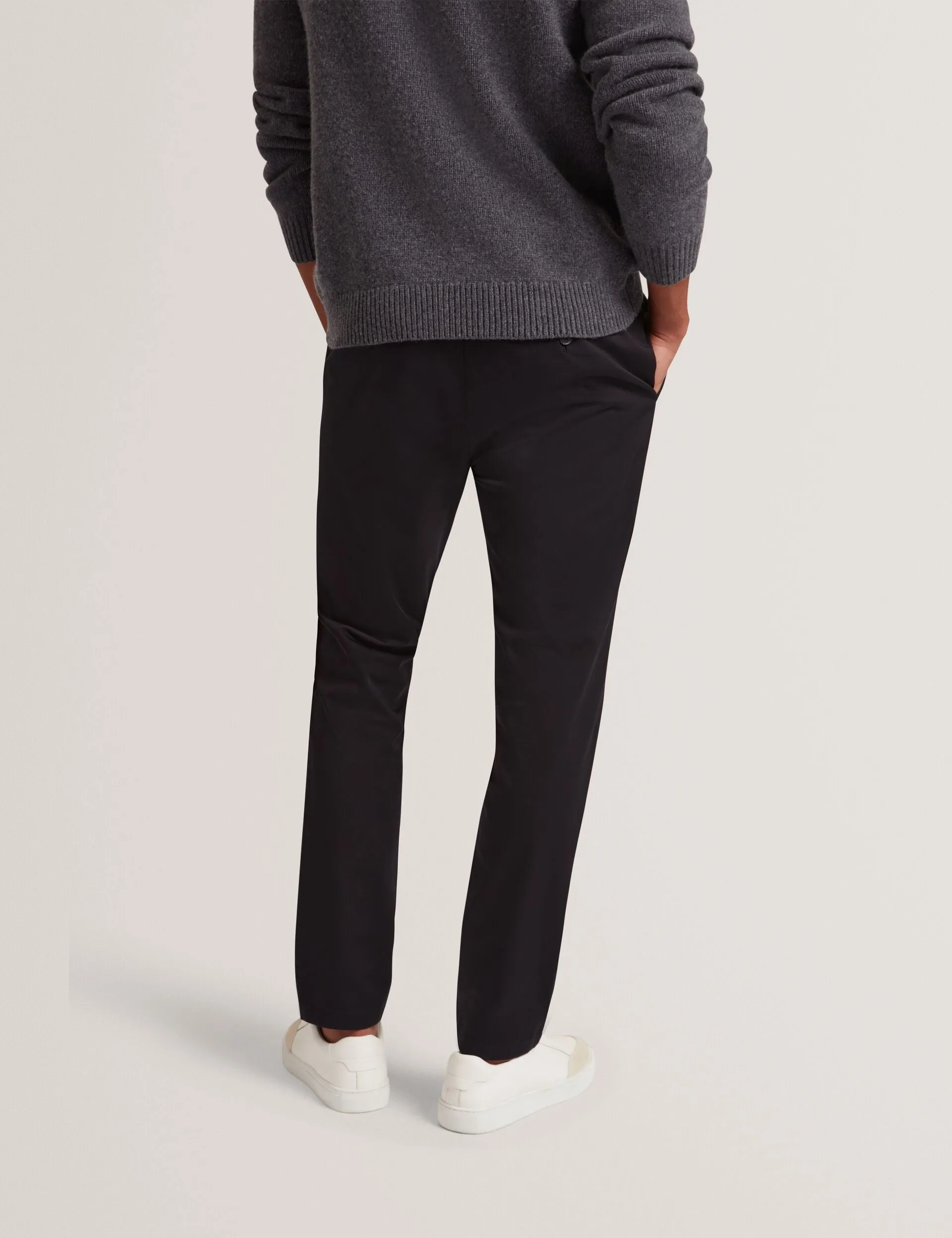 Anti Odor Technology Stretchable Fit HOWETON | BLACK