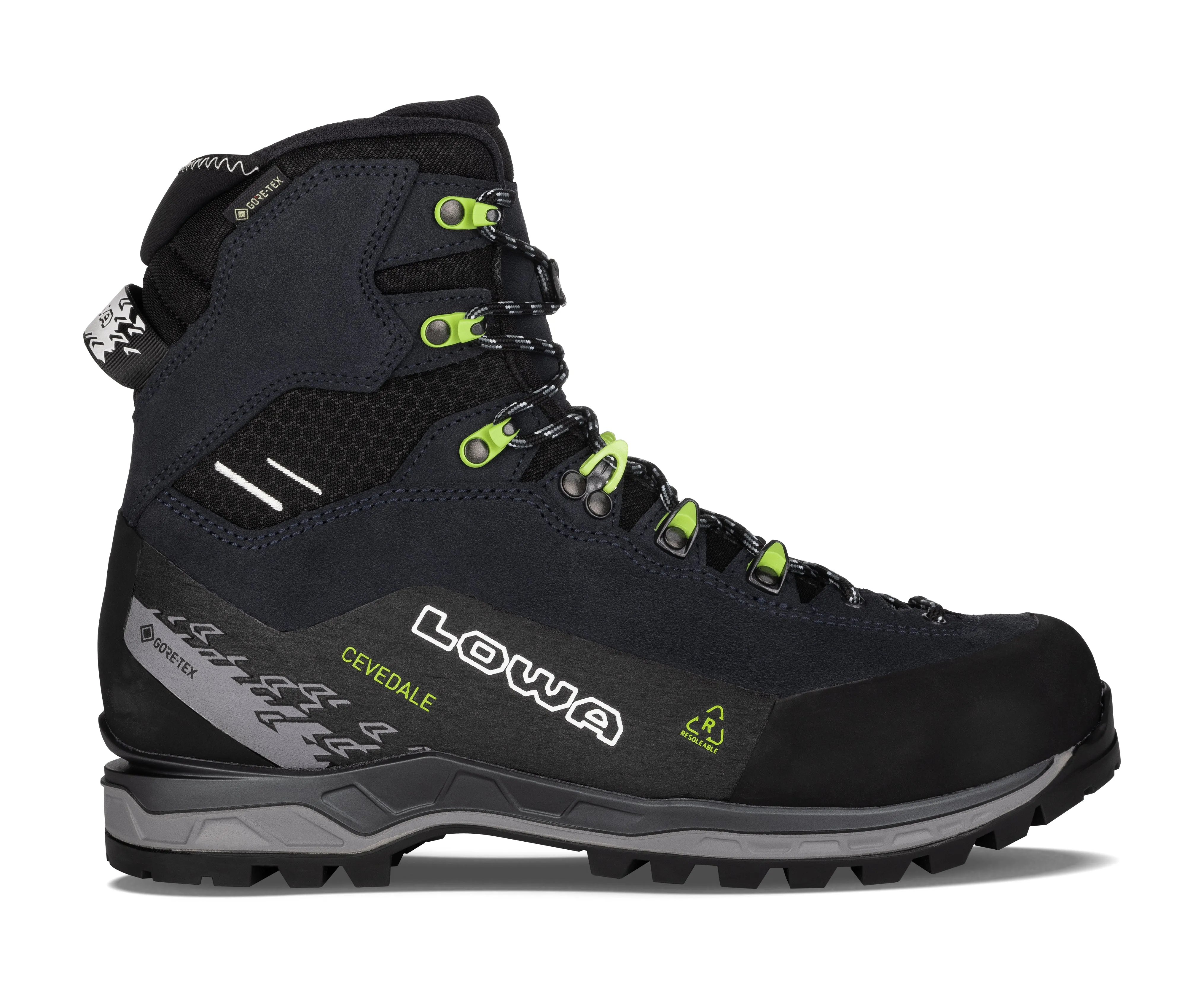 Slip Resistant Adventure Seeker Cevedale Pro GTX Mid