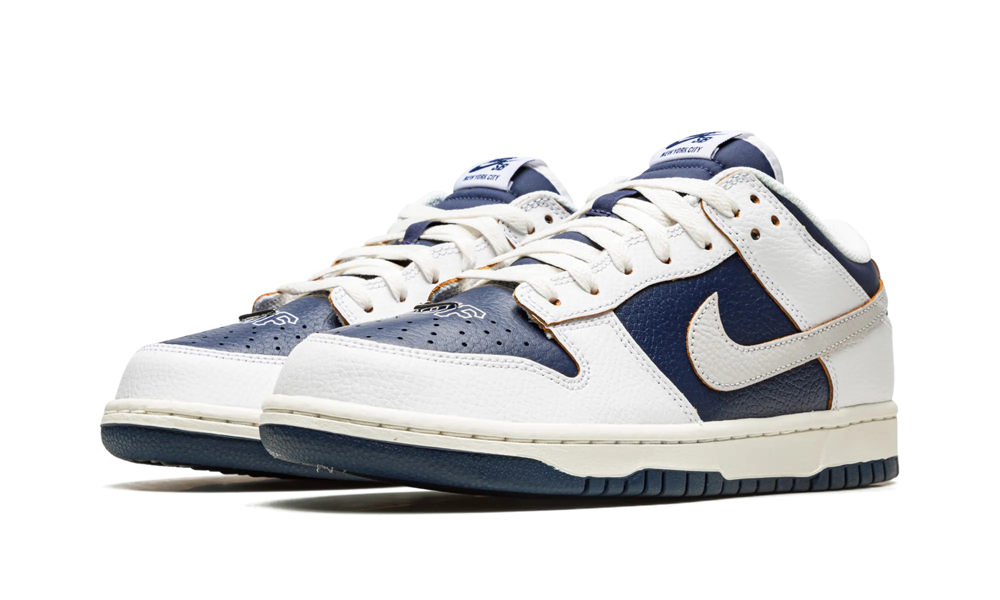 SB Dunk Low "HUF - NYC" Stylish Step Trend Driven