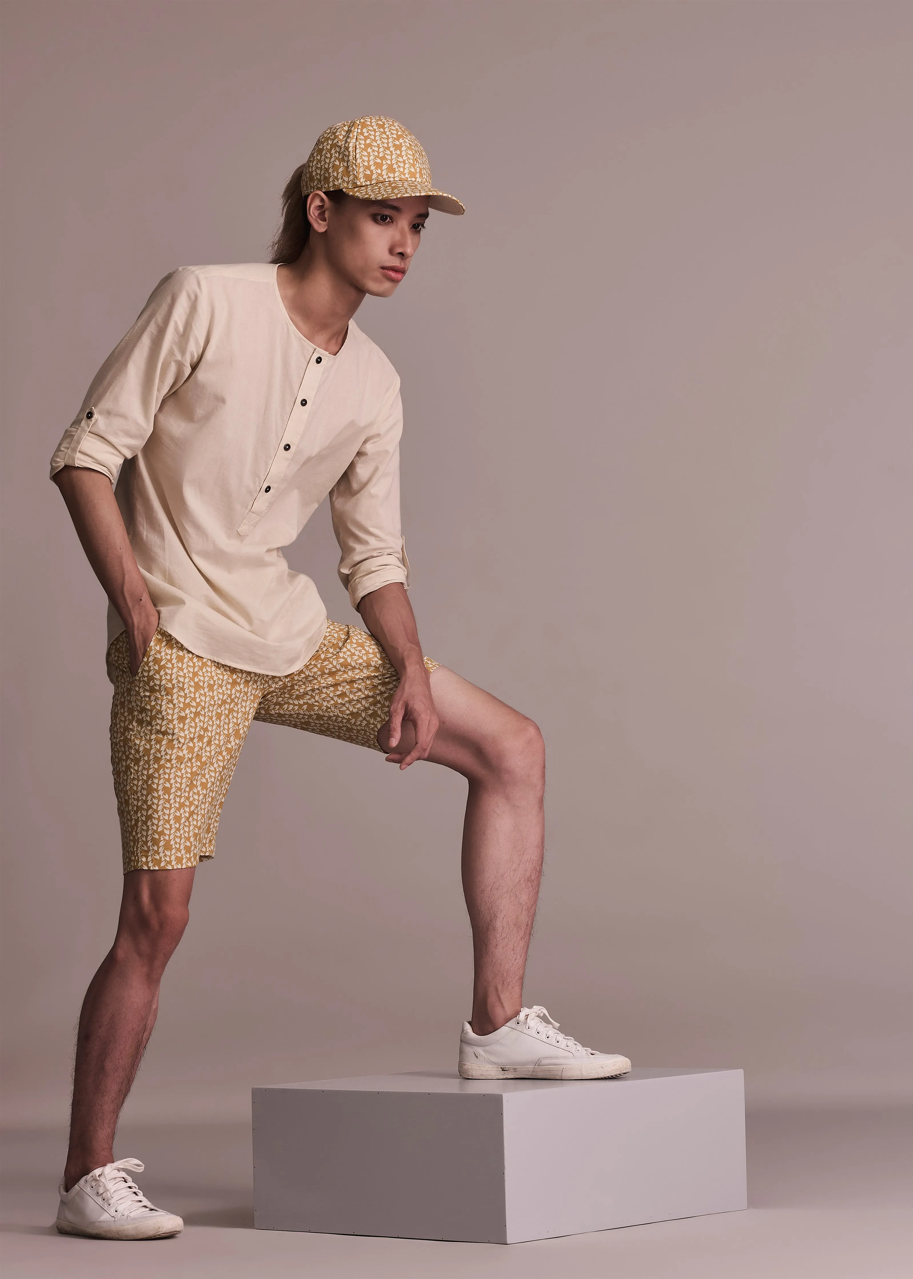 Minimalist Fit Smart Layering TEA - SAND