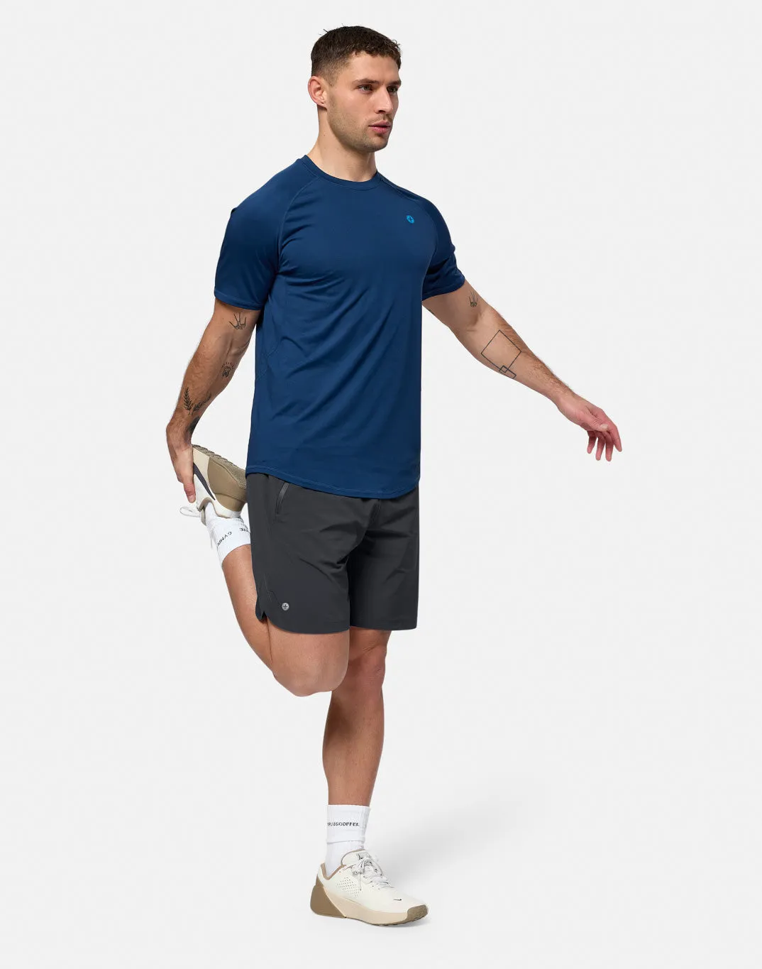 Cap Relentless 7" Shorts in Midnight Grey