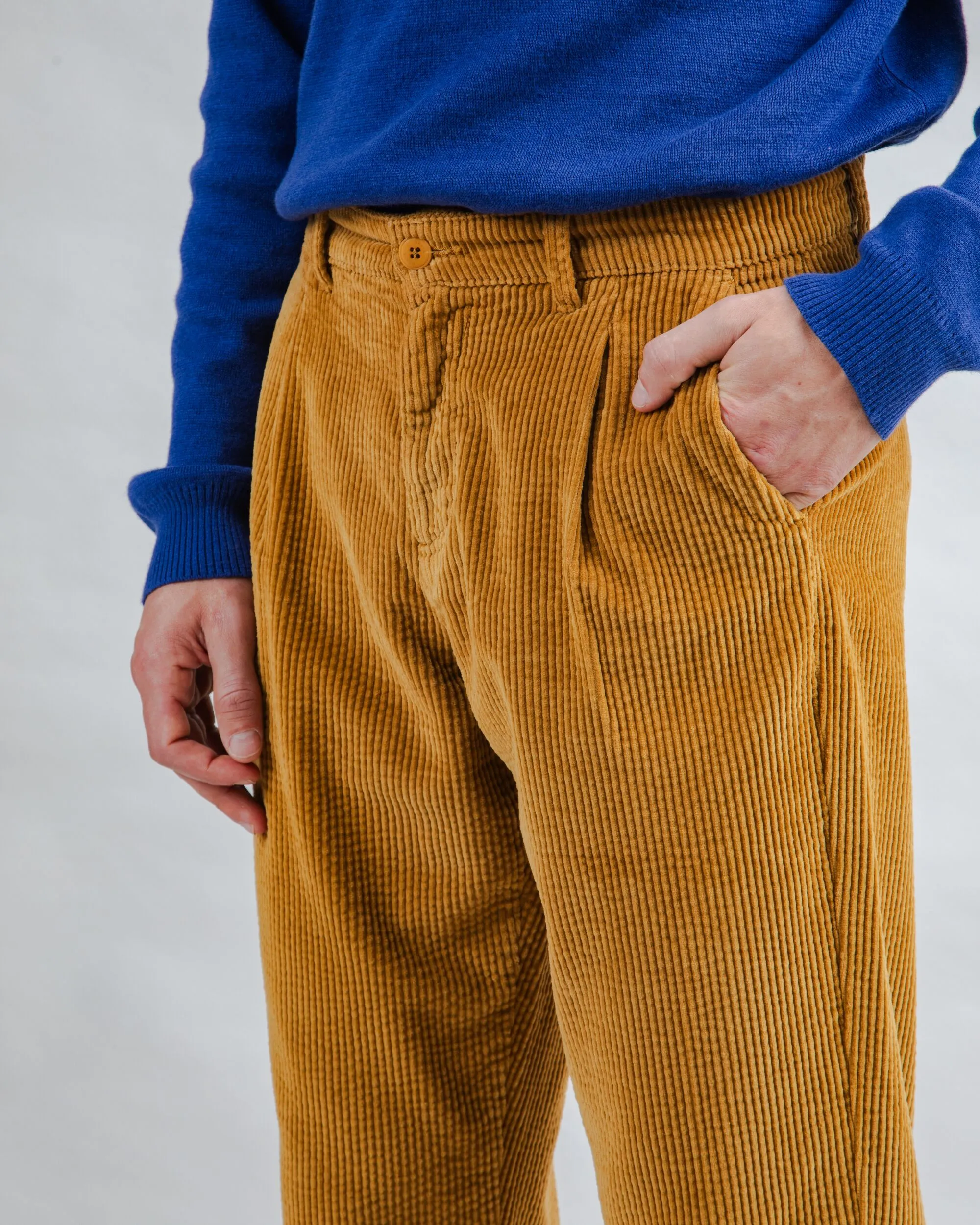 Corduroy Pleated Chino Pants Camel No Ride Fit