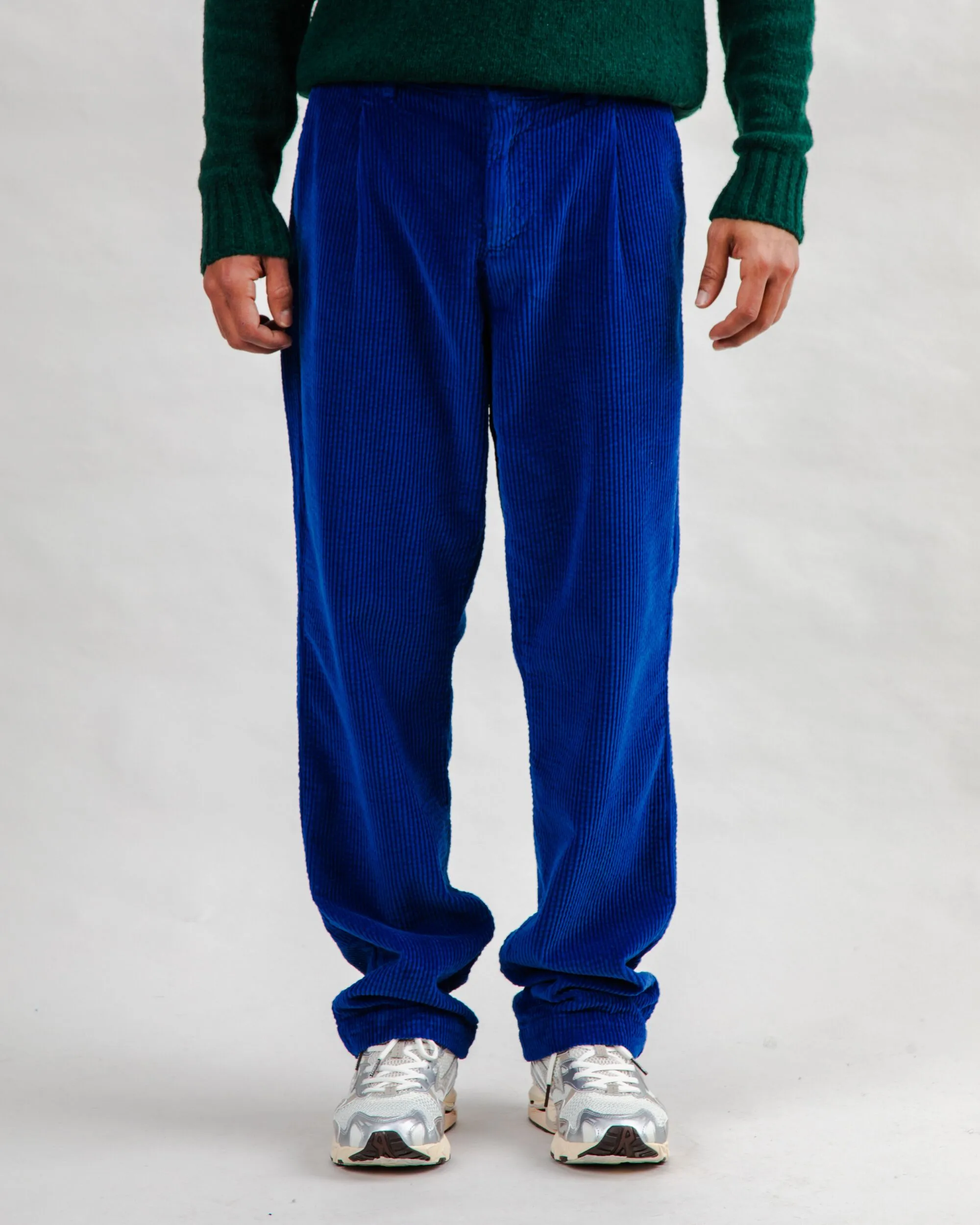 Flared bottom Corduroy Pleated Chino Pants Klein Blue