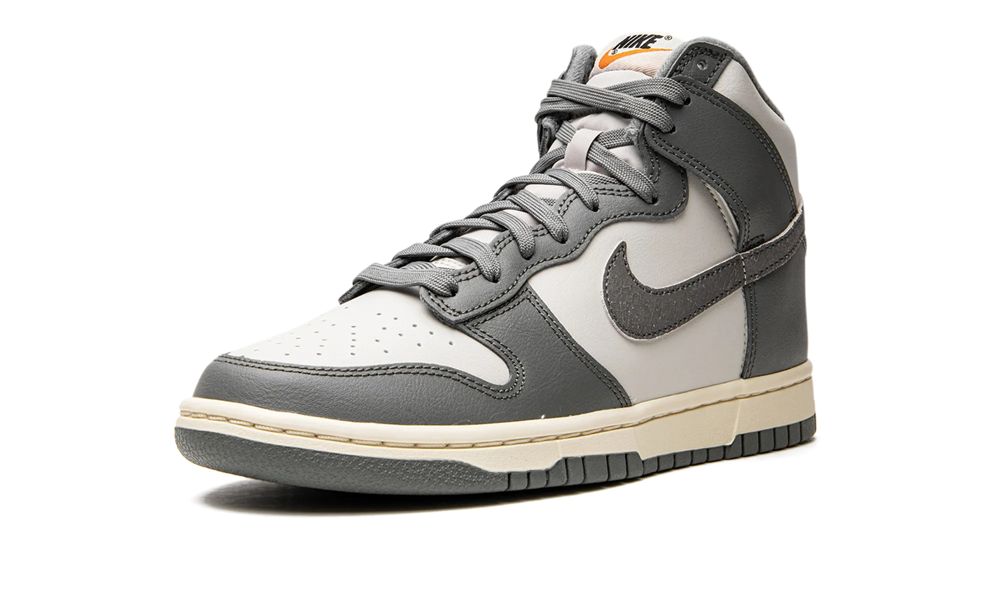 Dunk High "Light Bone / Tumbled Grey" Park Session