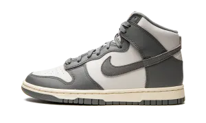 Dunk High "Light Bone / Tumbled Grey" Pro Ride Heel protection