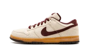 Dunk Low Pro SB "Red Hemp (2004)" On The Move Slip   On