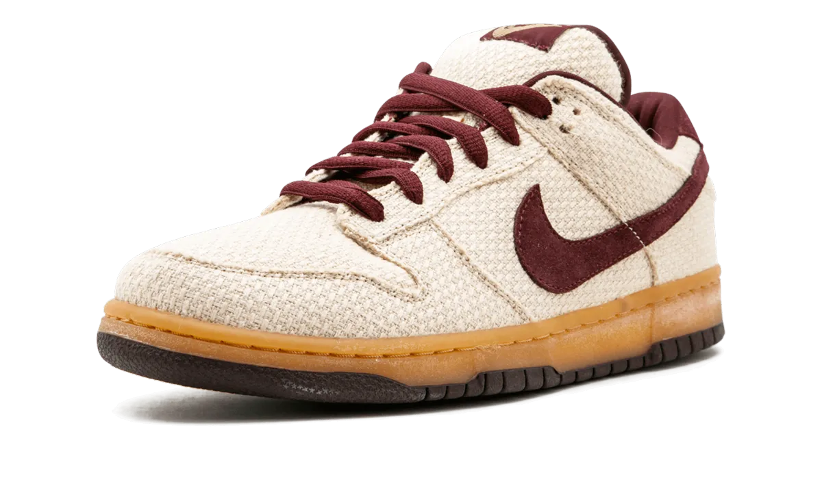 Dunk Low Pro SB "Red Hemp (2004)" Grip Support Team Player