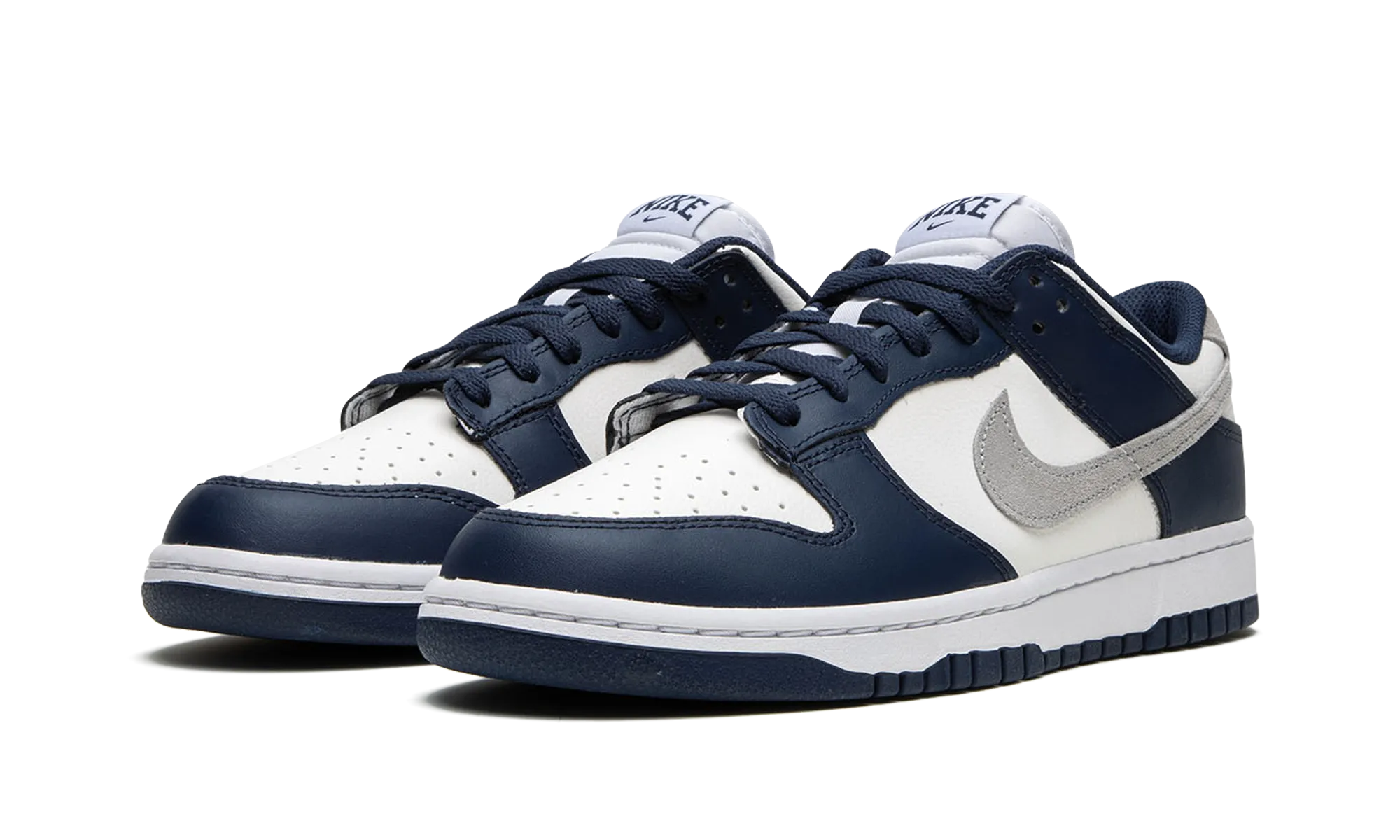 Vibrant Look Dunk Low "Navy / White / Grey"