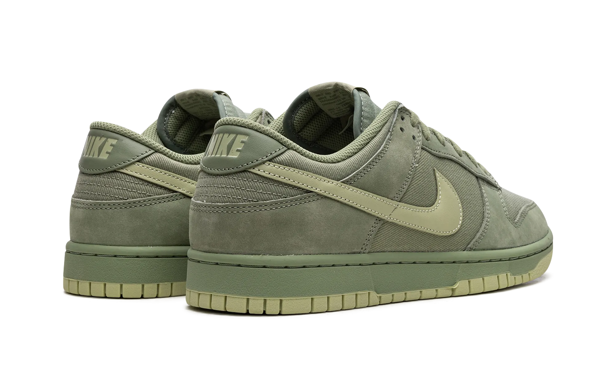Dunk Low "Oil Green" Daily Use Board Movement