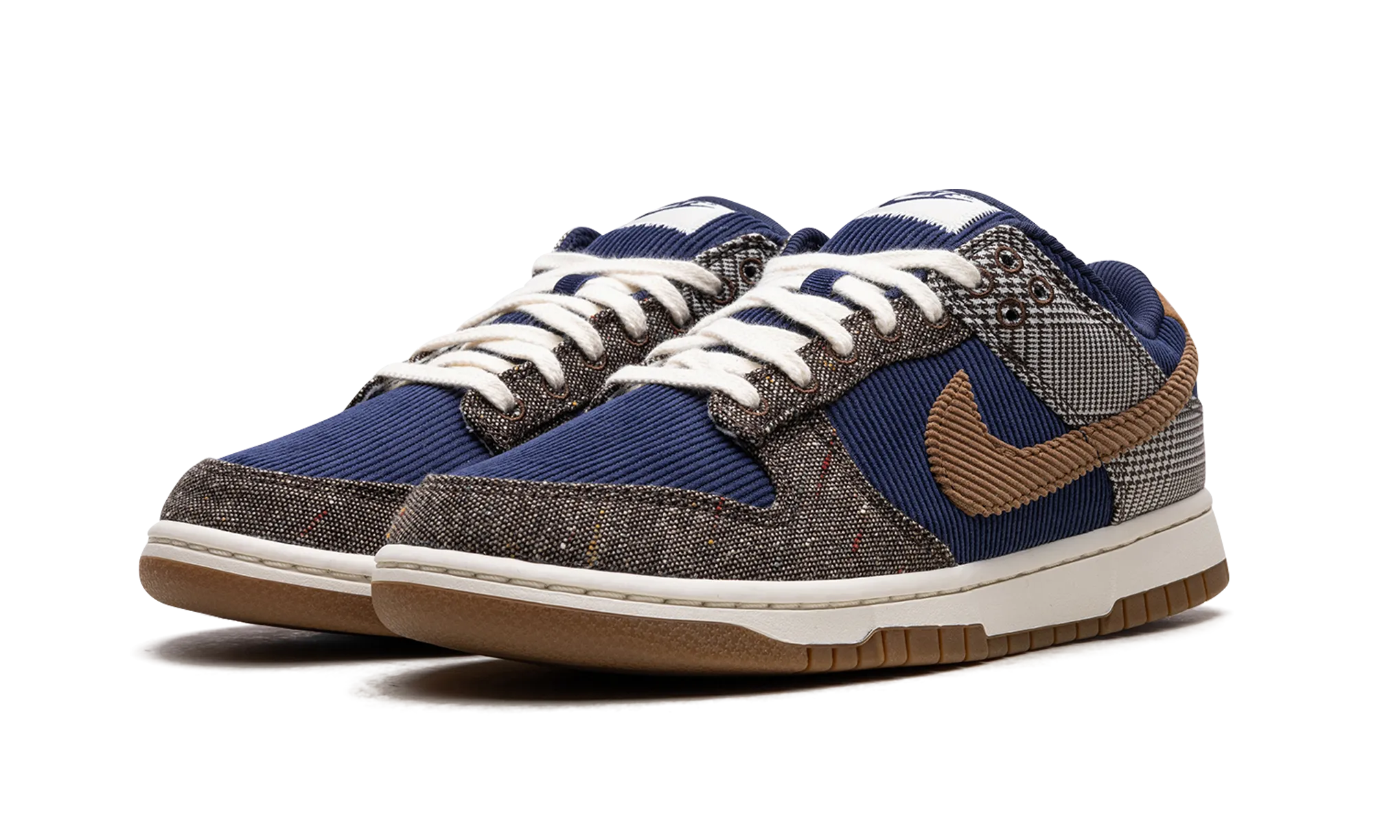 Dunk Low "Tweed Corduroy" sports performance