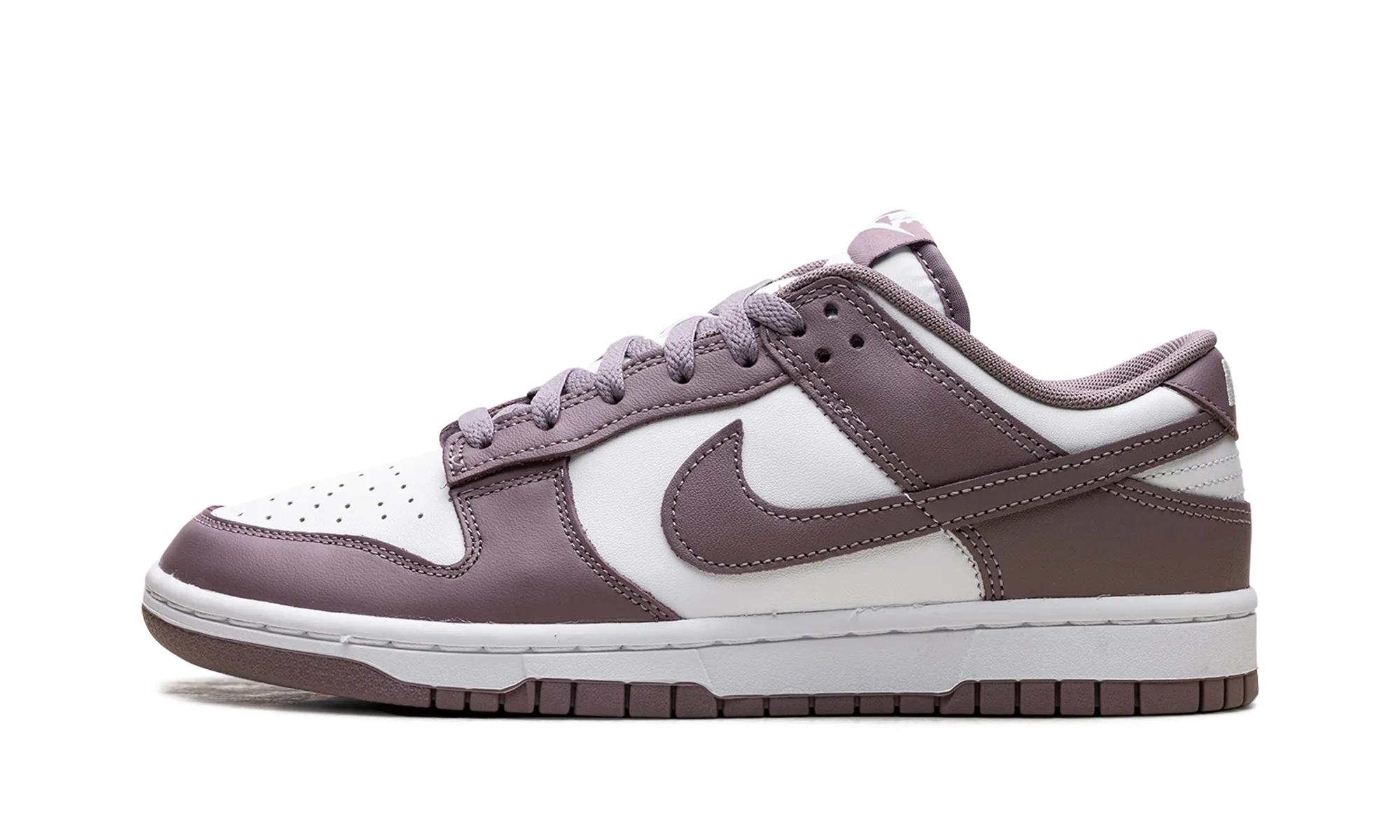 Mountain Ready flex design Dunk Low "Violet Ore"