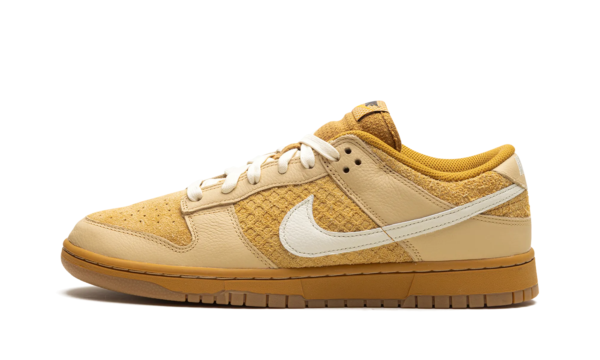 Weekend Energy On The Go Fit Dunk Low "Waffle"
