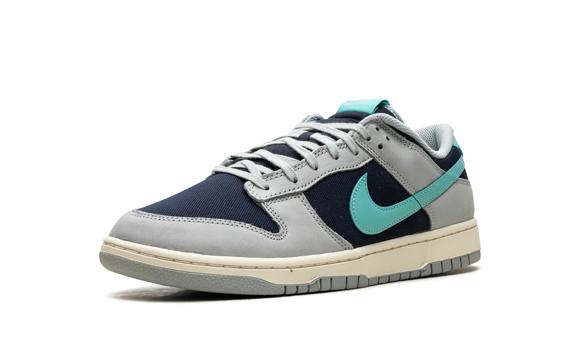 Synthetic Upper Dunk Low Retro Premium "Light Pumice"