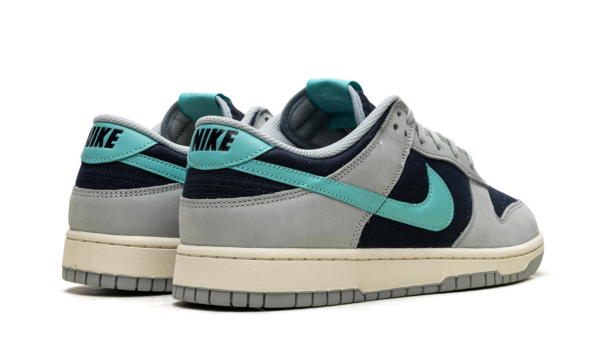 Airy Upper Dunk Low Retro Premium "Light Pumice"