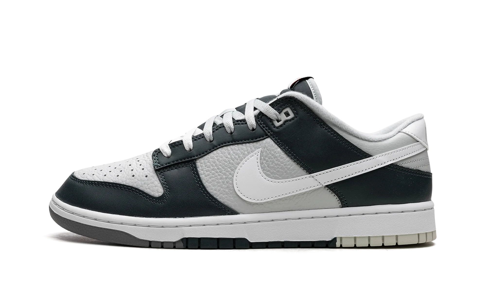 Dunk Low Retro PRM "Split - Deep Jungle" festival look