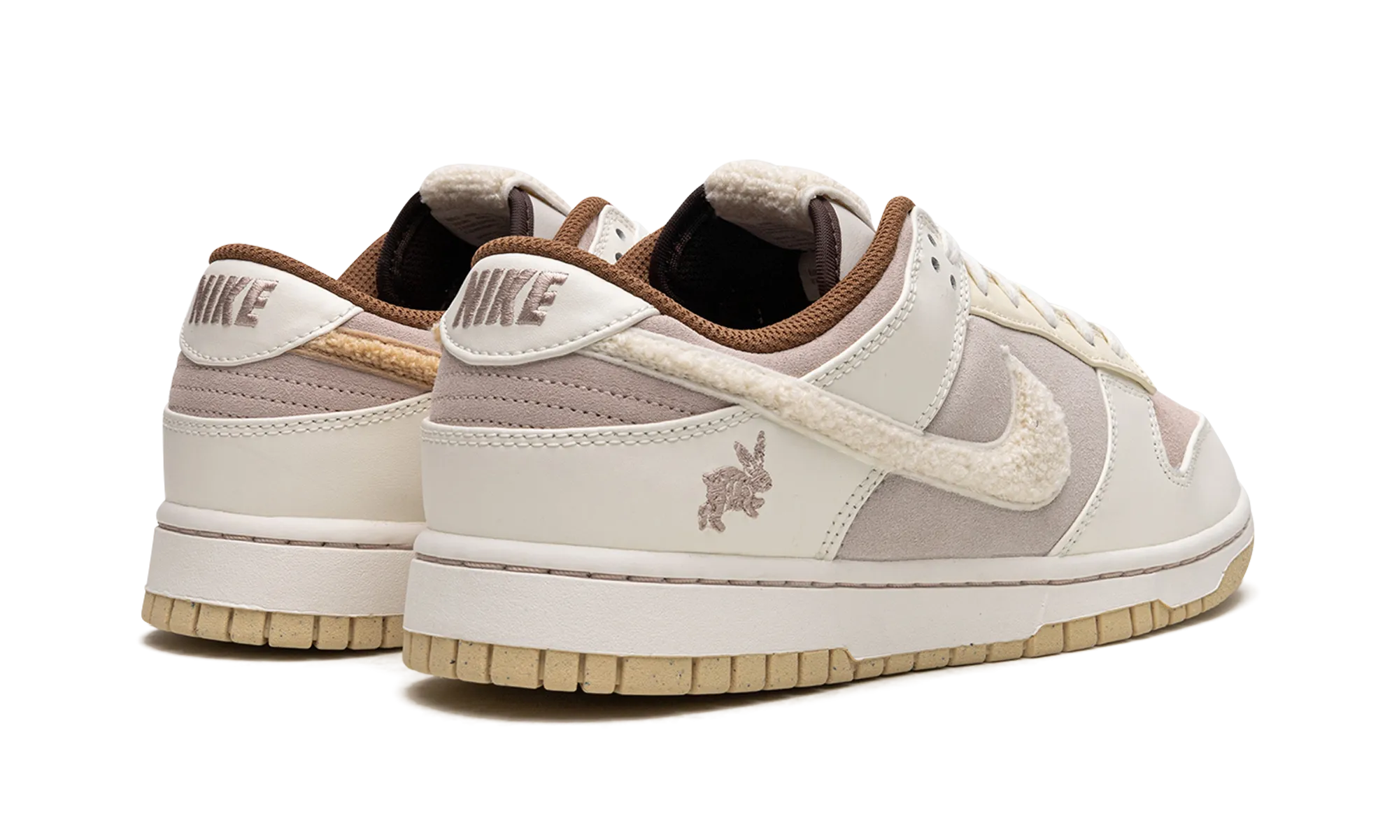 Dunk Low Retro PRM "Year of the Rabbit" Fashion Edge