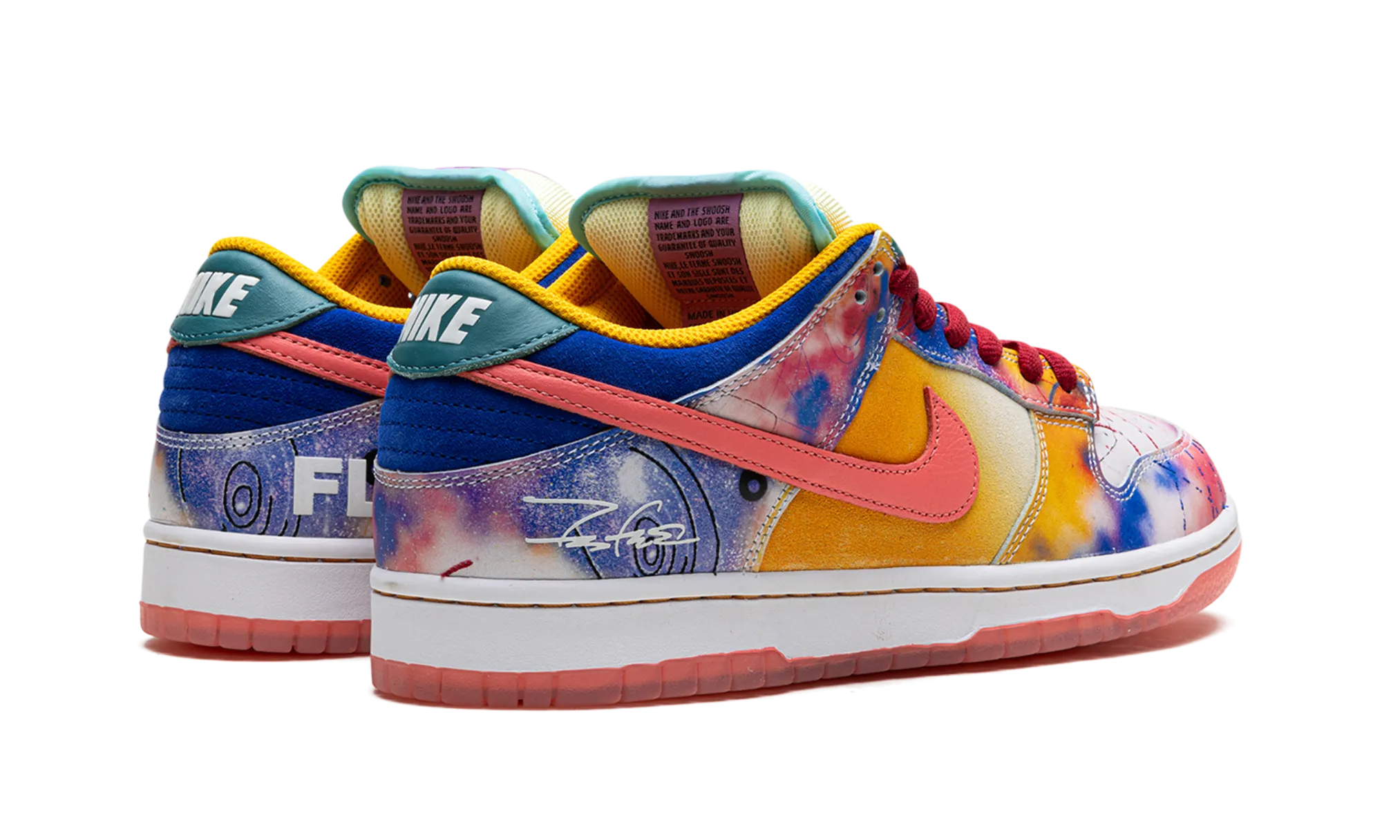 Lace Hold Dunk Low SB "Friends & Family - Futura Laboratories - Sunblush"