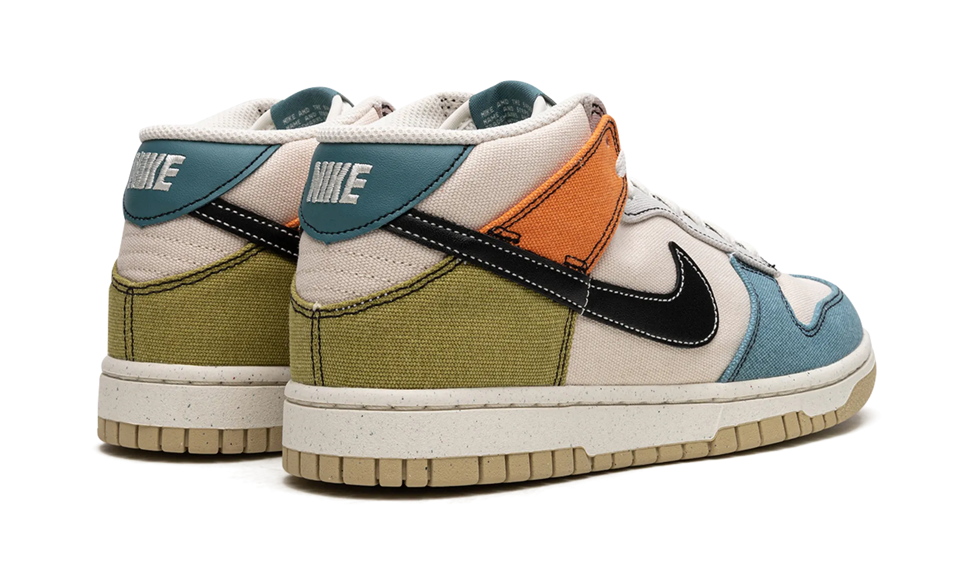 Dynamic Movement Free Action Ride Dunk Mid "Pale Ivory / Multicolor"