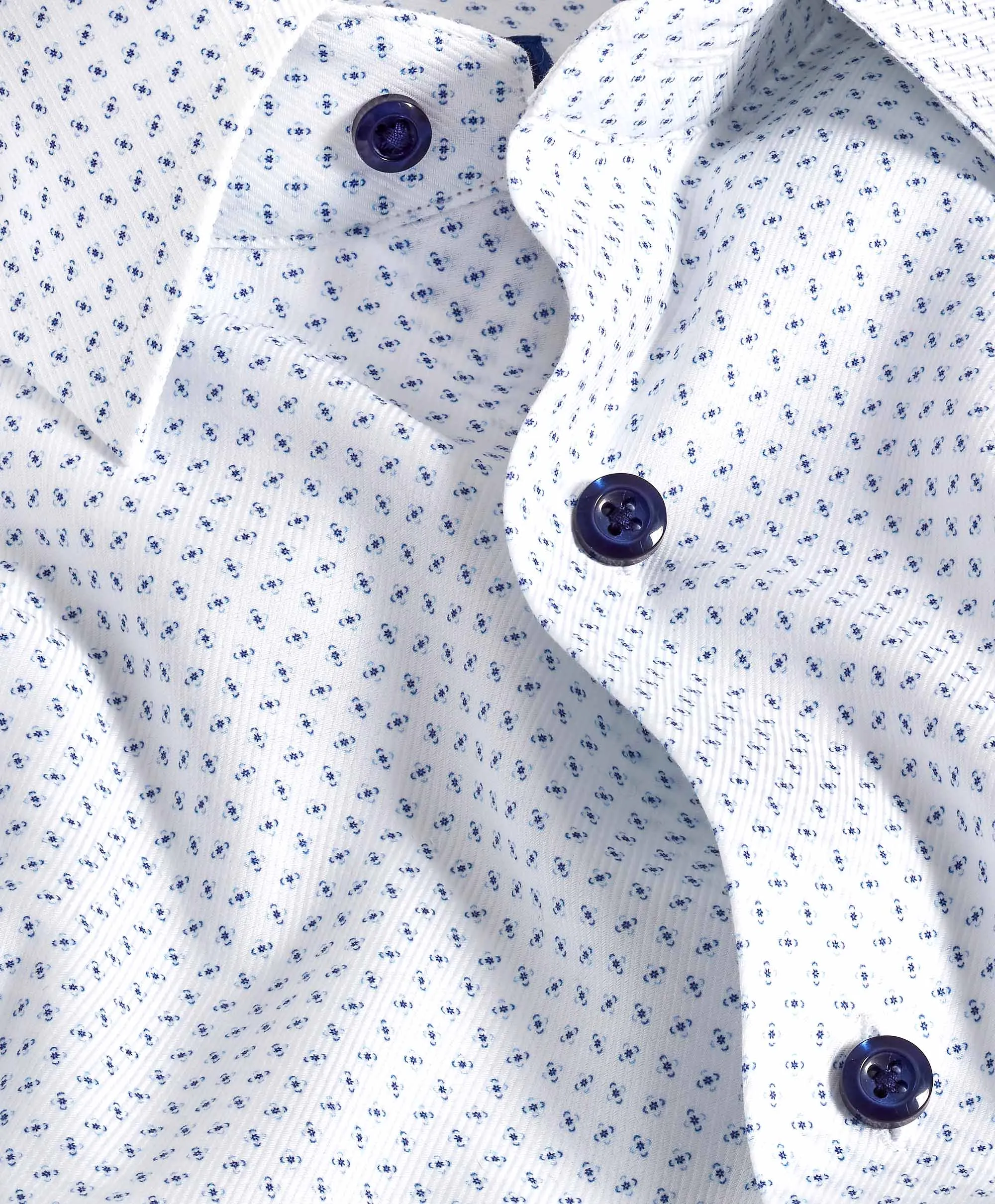 Classic Color SBSP11204155 | White & Navy Print Stretch Dress Shirt