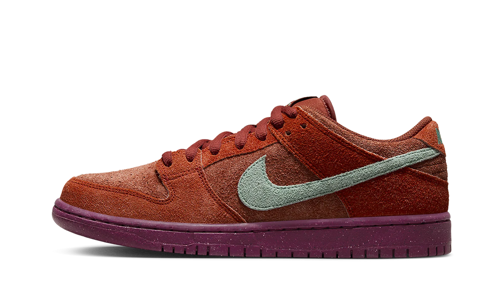 SB Dunk Low Pro Prm "Mystic Red" Shock Control Skater All Day