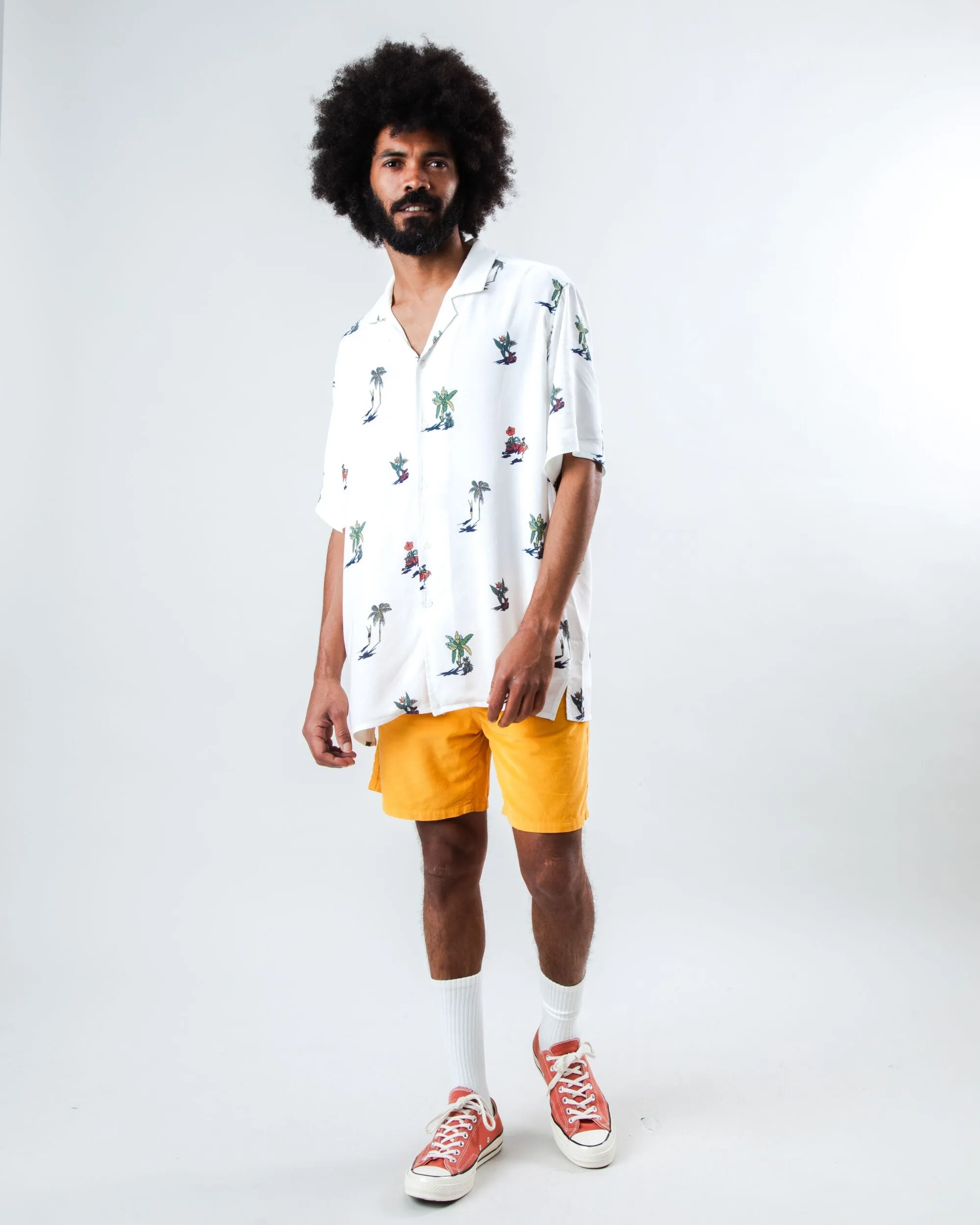 Helios Small Aloha Shirt Ecru Fashionable Layer Wardrobe Staple