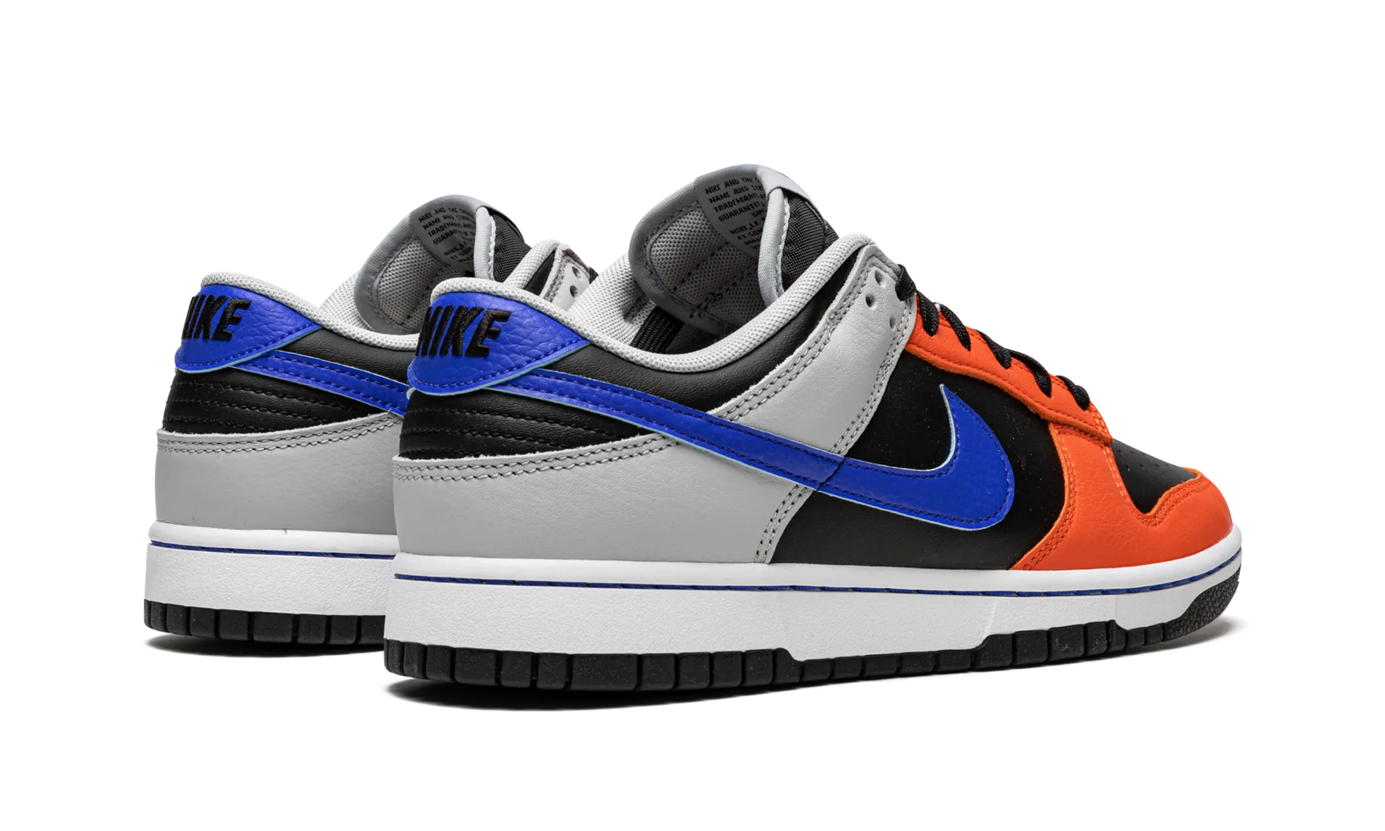 Dunk Low Retro EMB "NBA - New York Knicks" Smooth Form