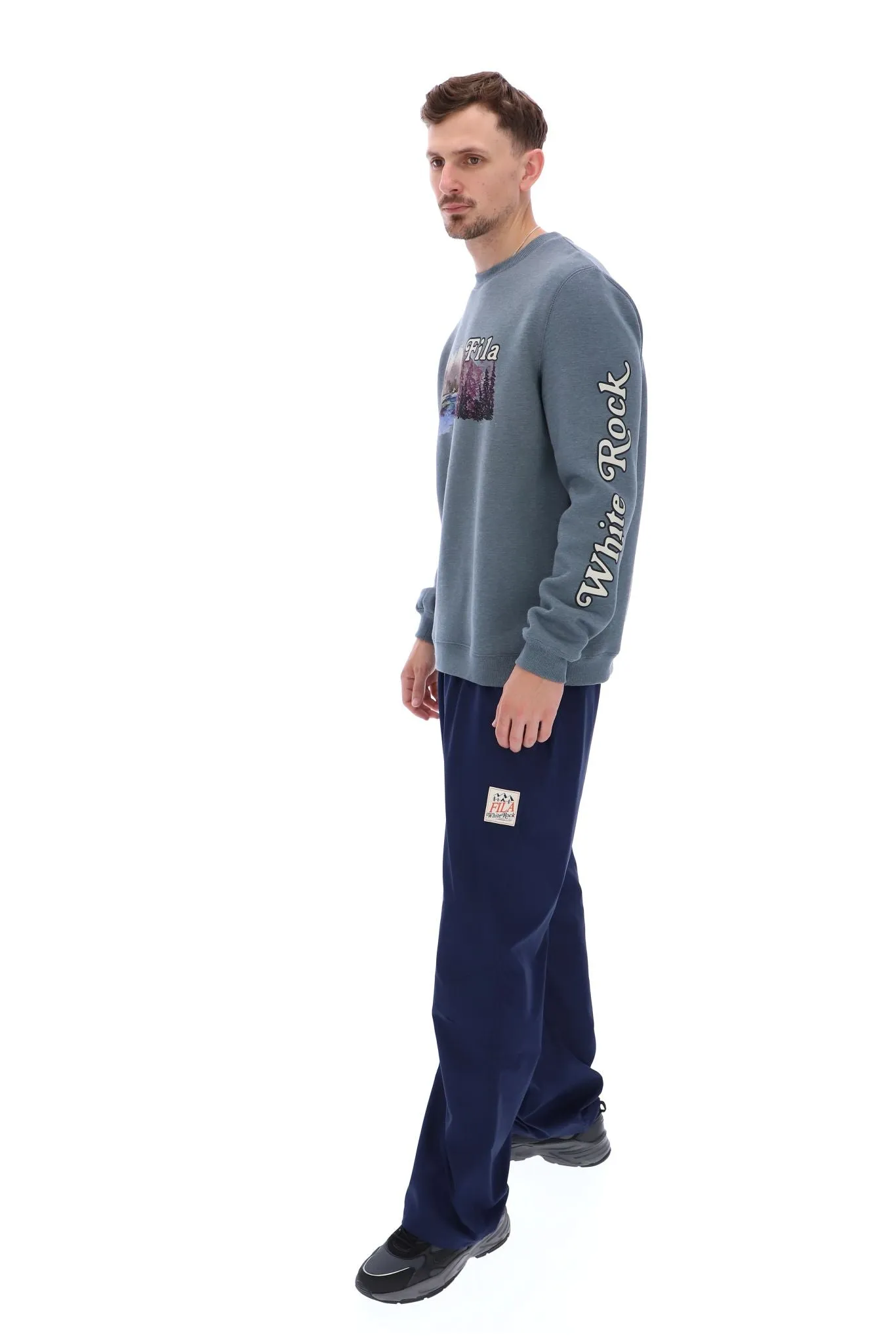 product bag functionality Fashion Layering Len Graphic Crew Sweatshirt