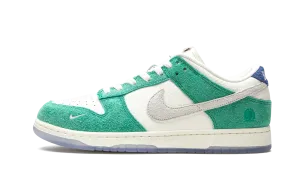 Light Traction Stable Form Dunk Low / Kasina "Road Sign"