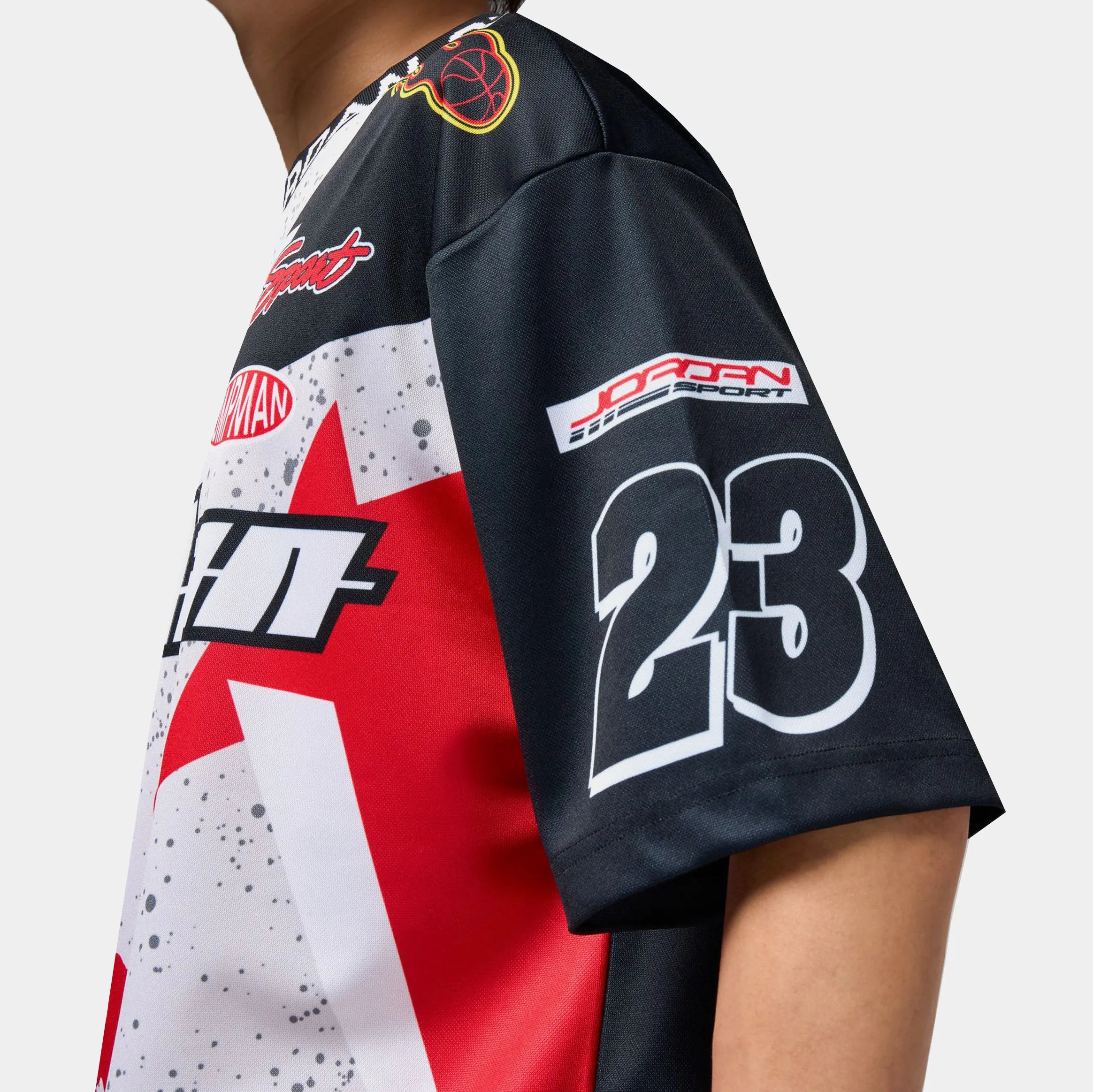 Breathable apparel Comfort and Ease Graphic Essentials Mens Short Sleeve Shirt (Nuetral Grey/Black/Fire Red)