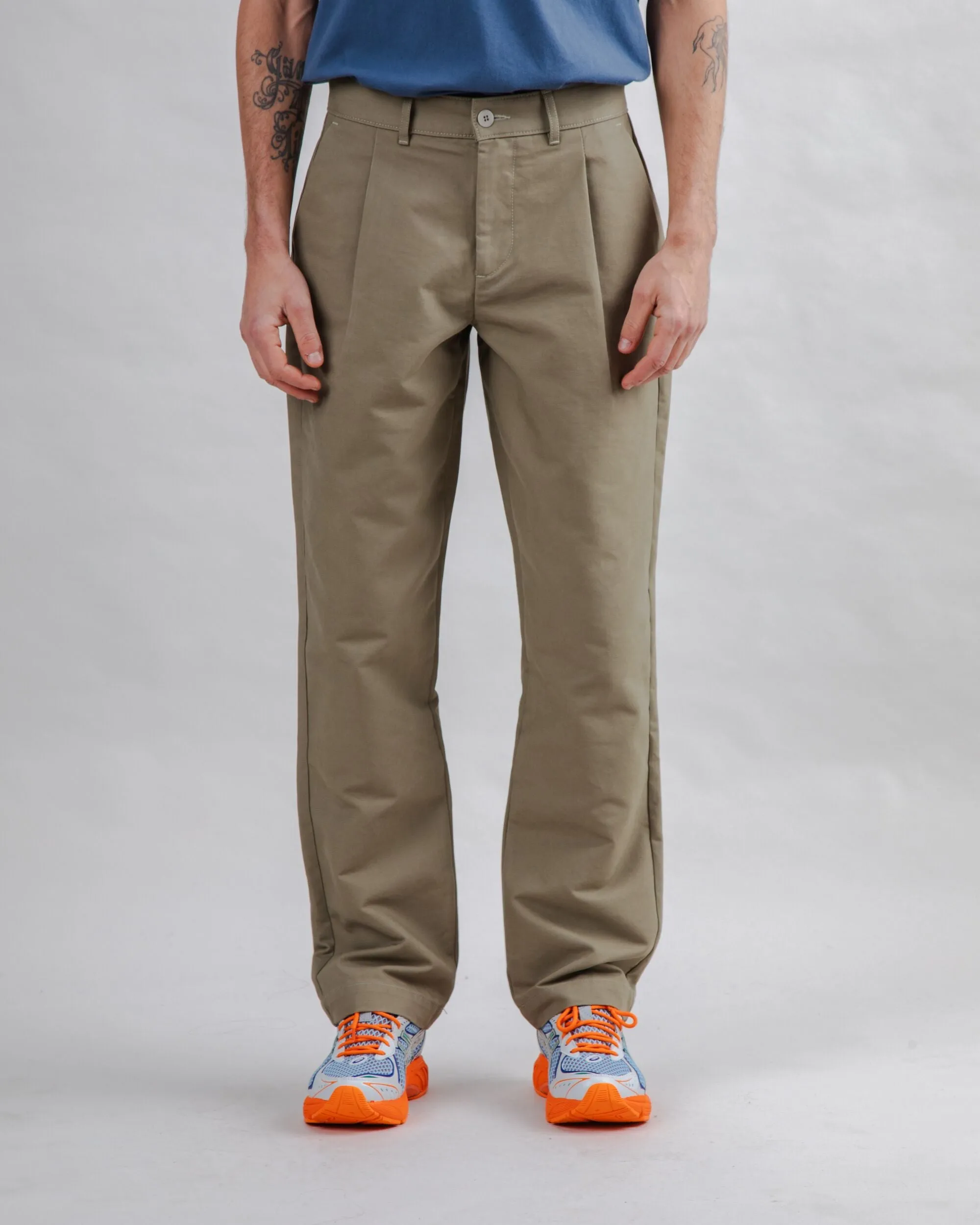 Sobremesa Pleated Pants Kakhi All-day Comfort