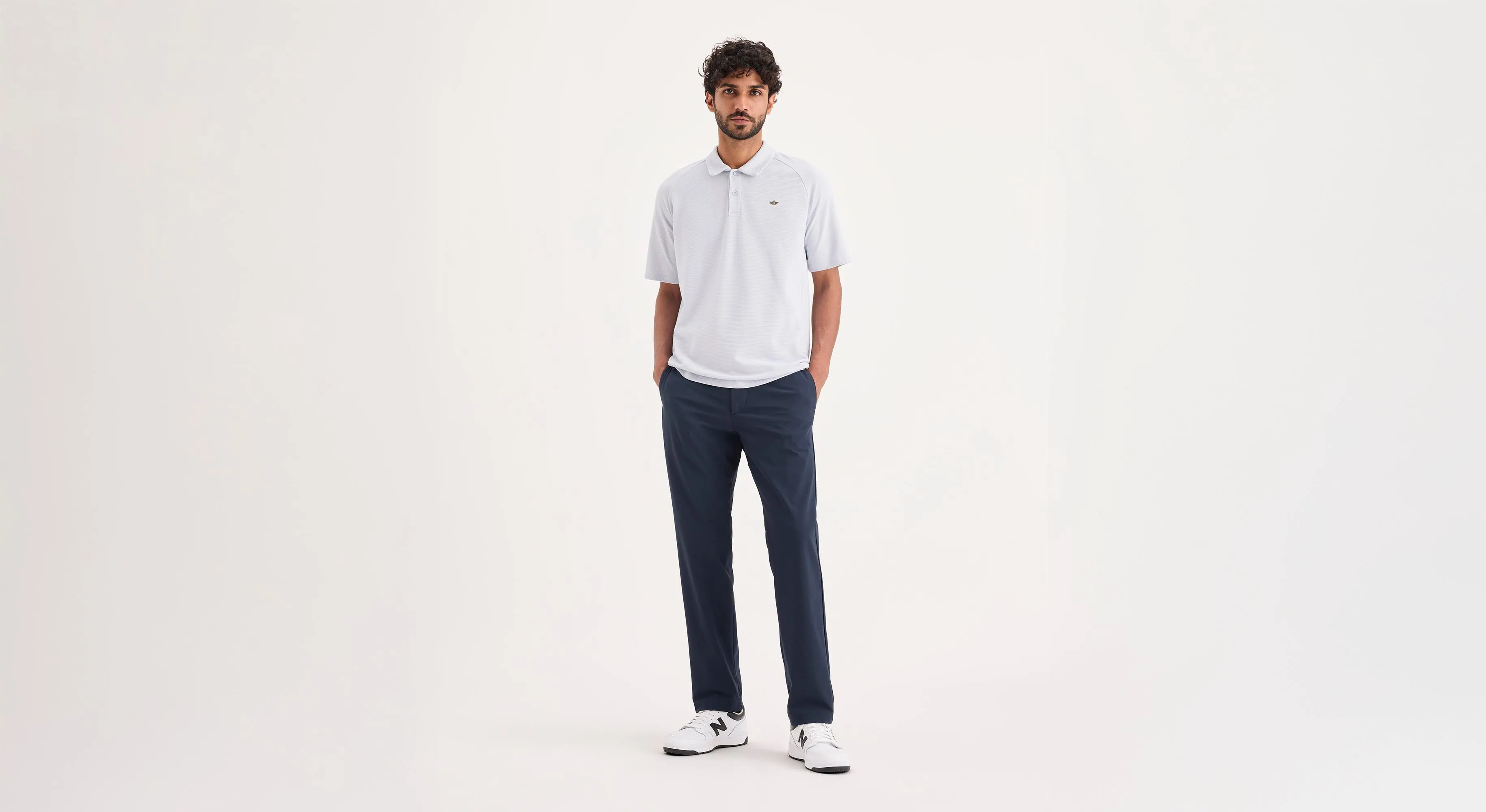 Active Fit Casual Vibes Go Chino, Slim Fit with Airweave
