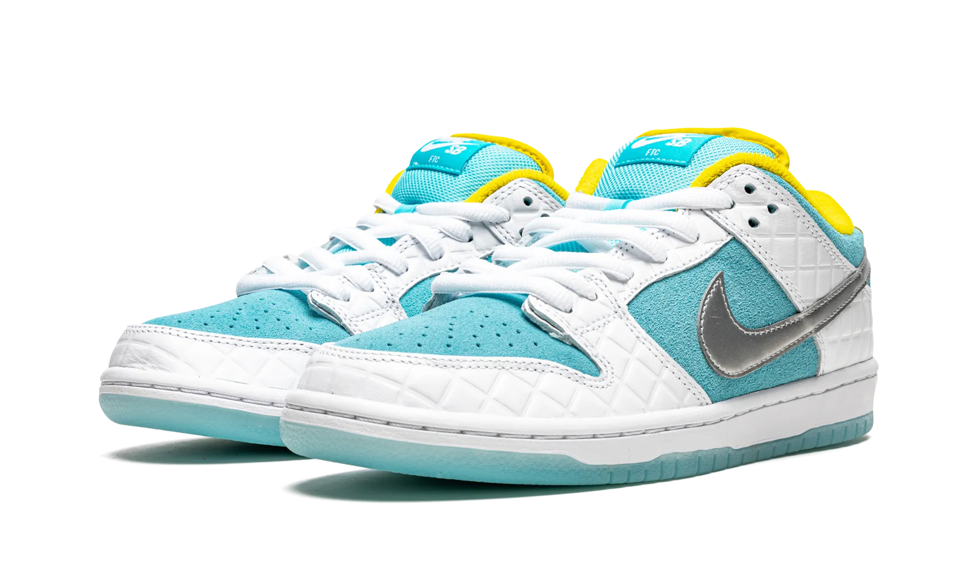 SB Dunk Low "FTC Lagoon Pulse" Pro Style