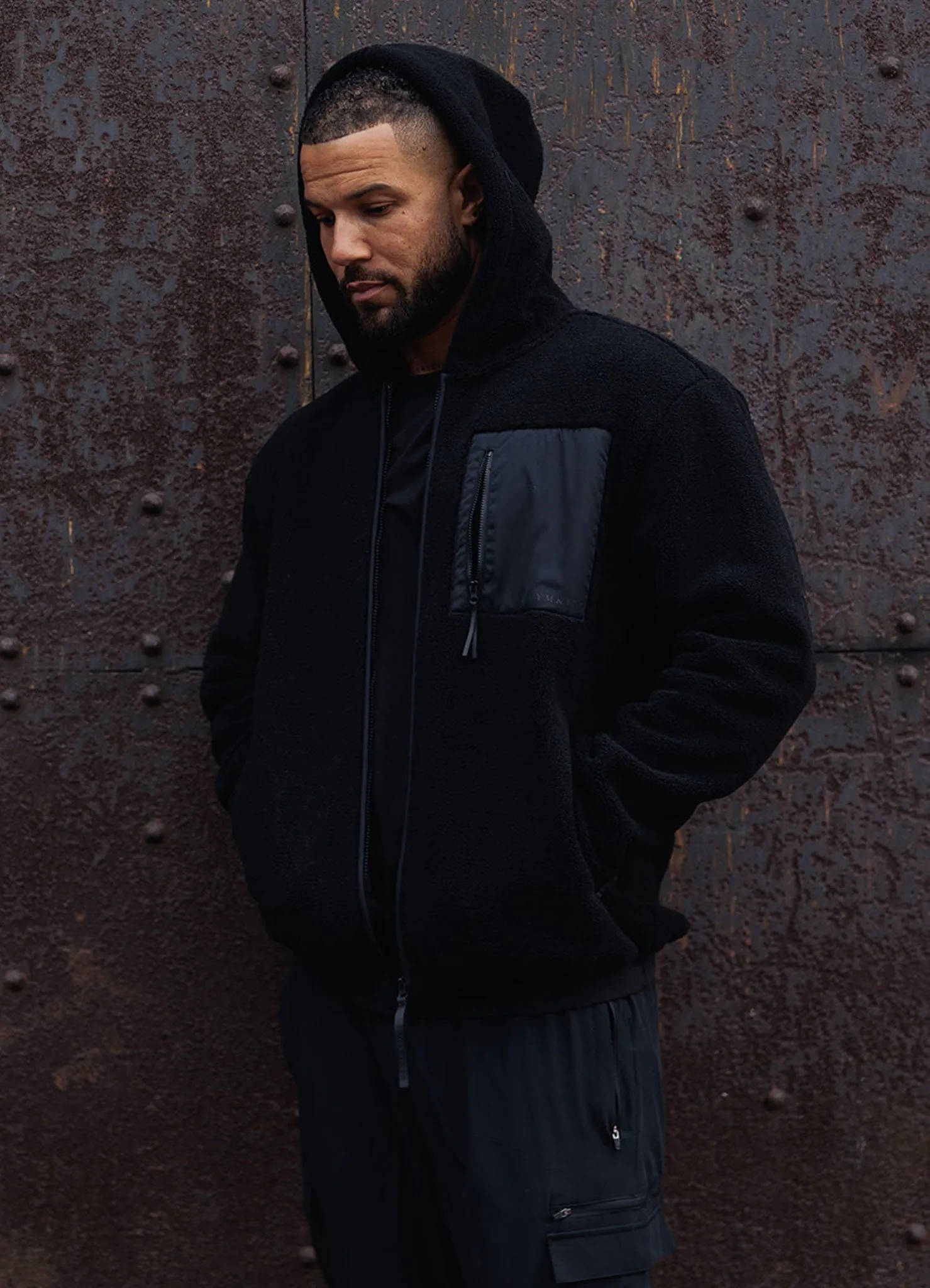 Smooth Glide Fasteners Elegant Styling Gym King Linear Full Zip Borg Jacket - Black