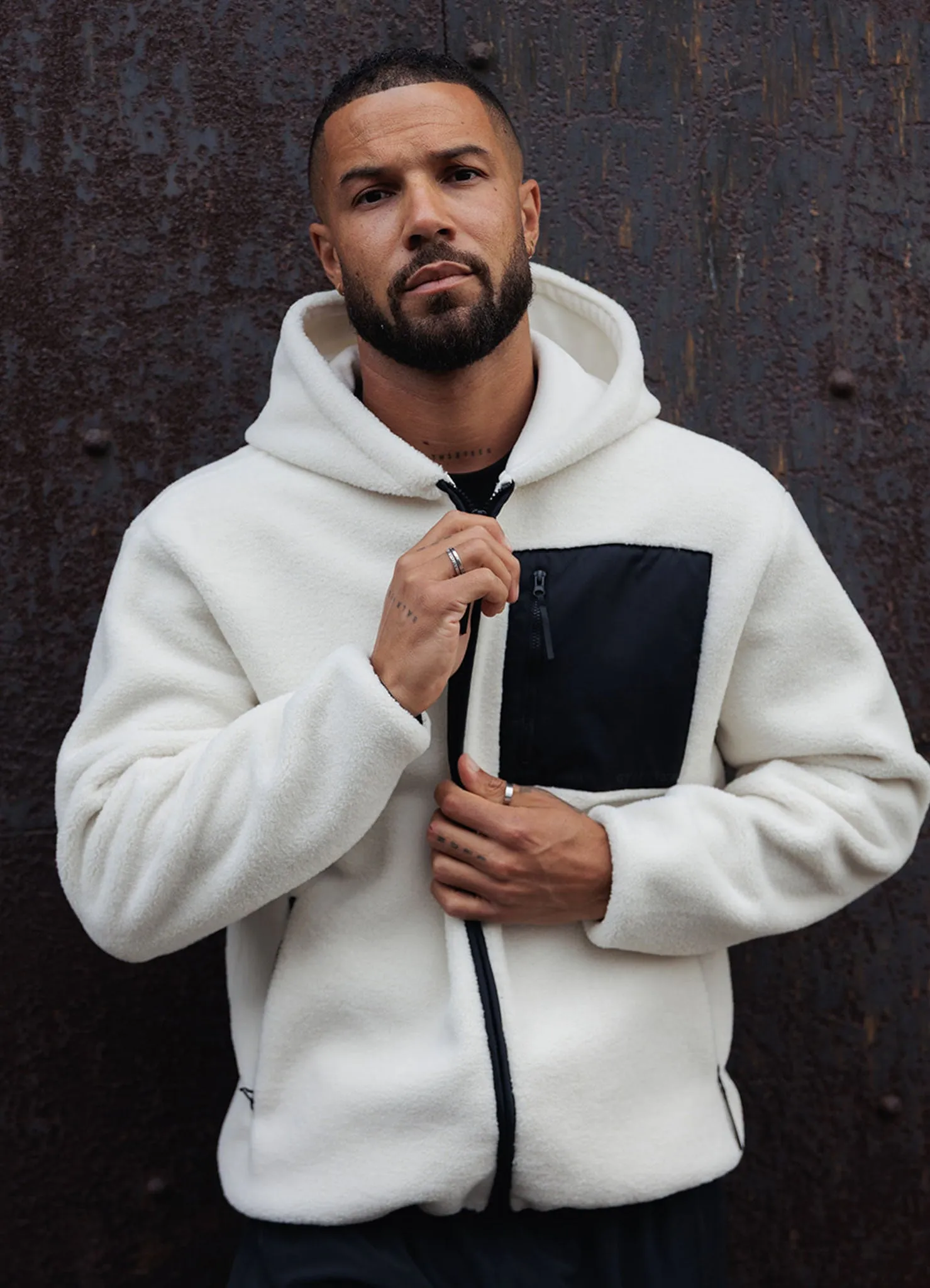 Gym King Linear Full Zip Borg Jacket - Cream Minimal Detail