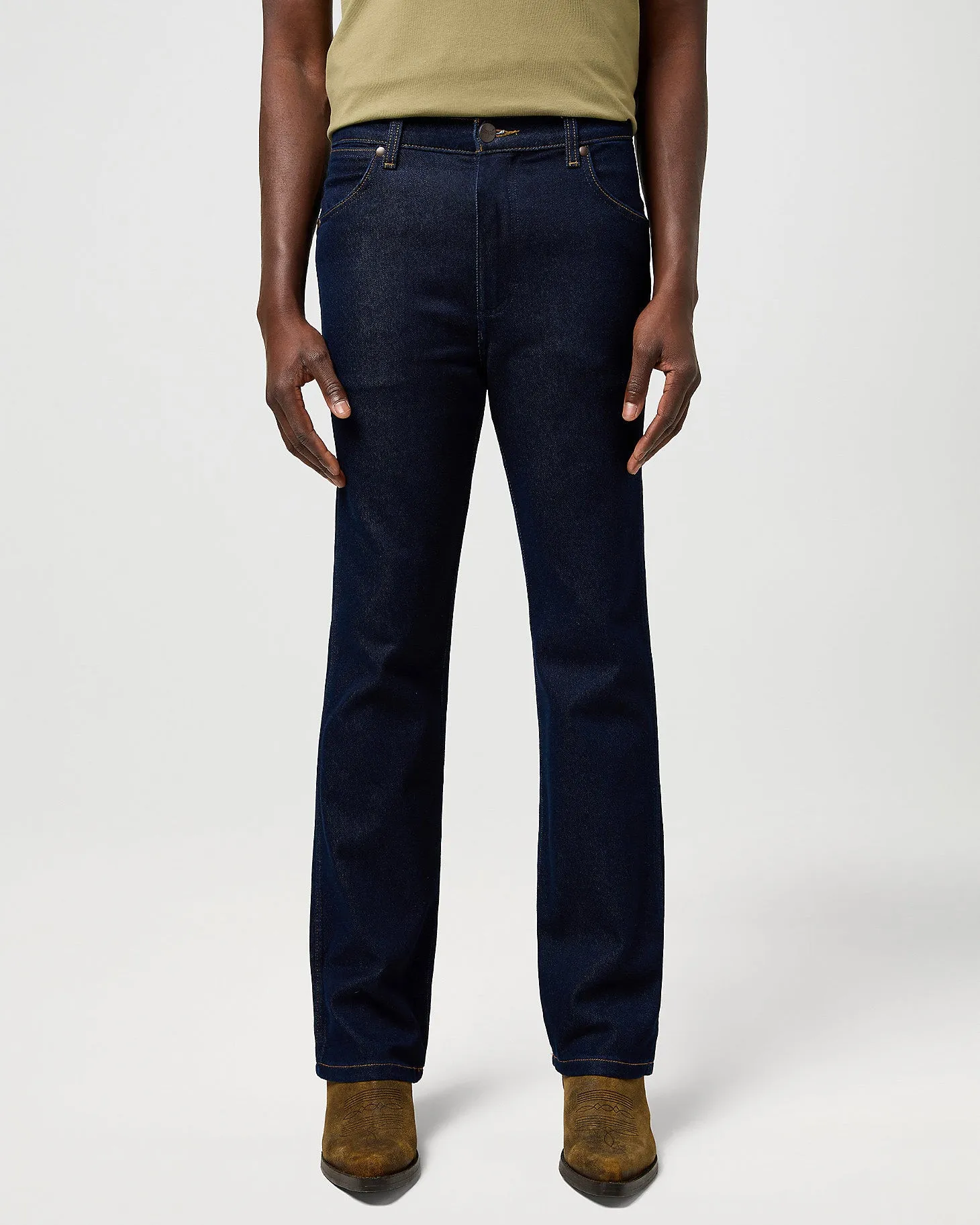 Fashion Lover Versatile Wrangler Wrancher 'Epic Soft' Regular Bootcut Mens Jeans - Moonlight Rinse