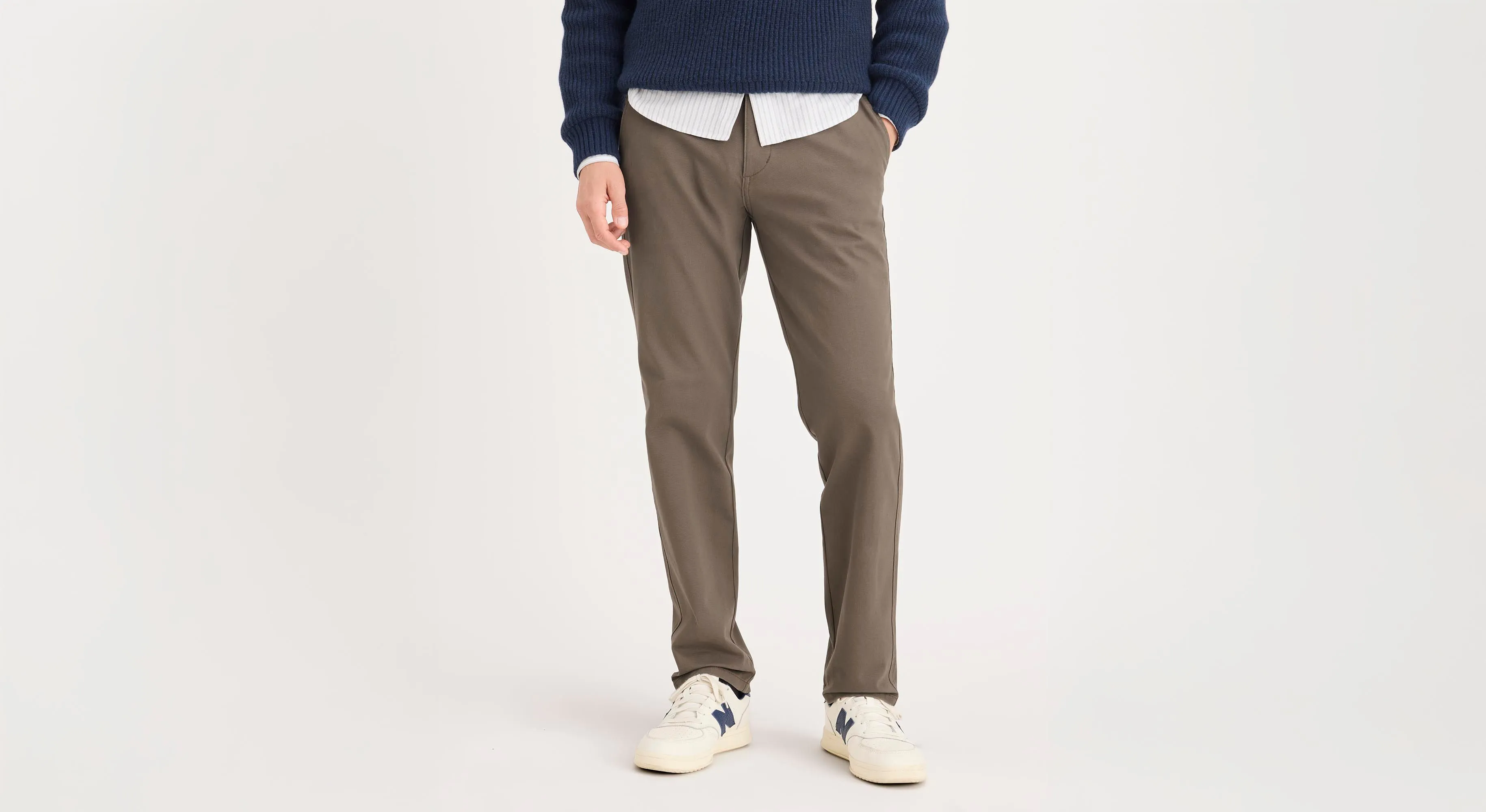 Ultimate Chinos, Slim Fit Perfect Silhouette OdorResistantTreatment