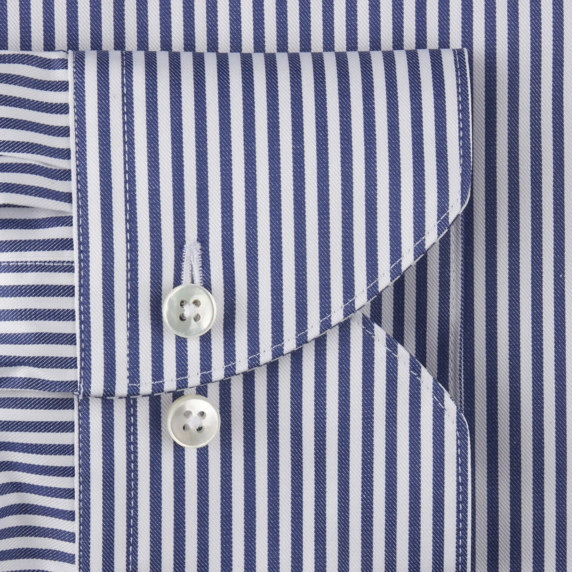 Flexible Movement ID50299-Stenstroms White Navy Bengal Stripe