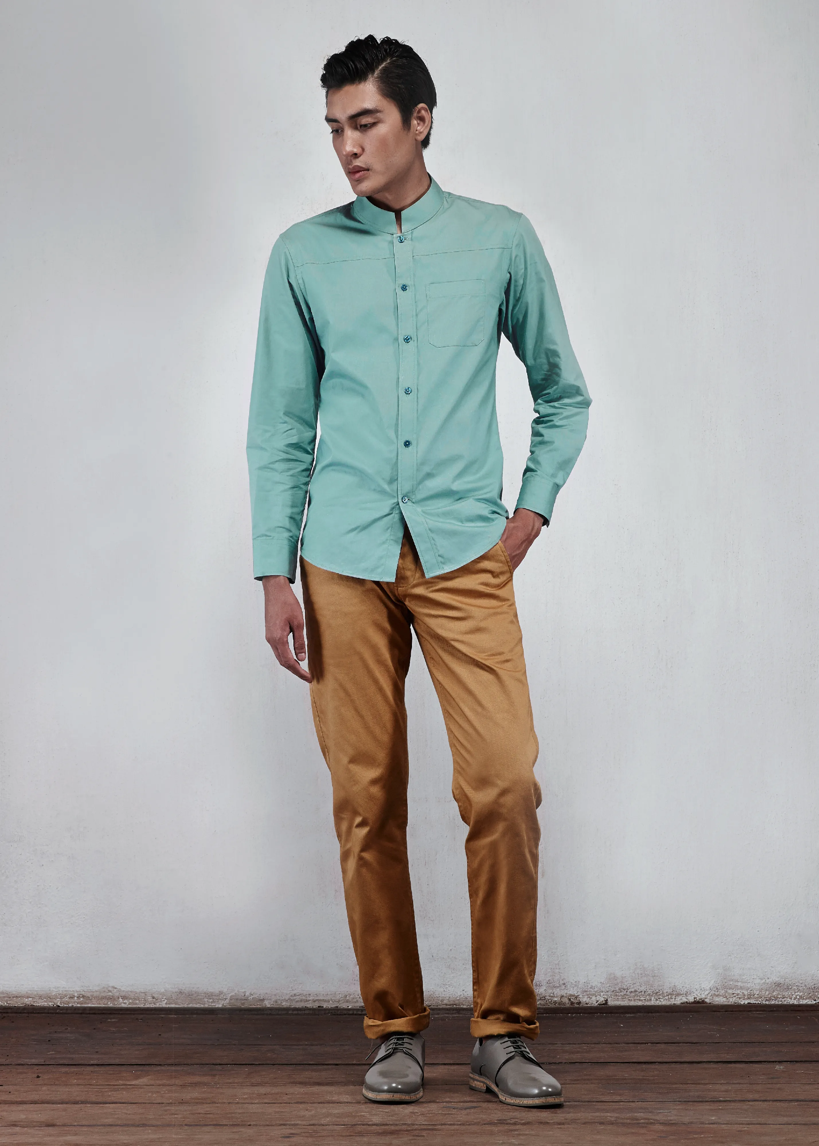 LANG - TOBACCO Travel-Ready Frayed hem